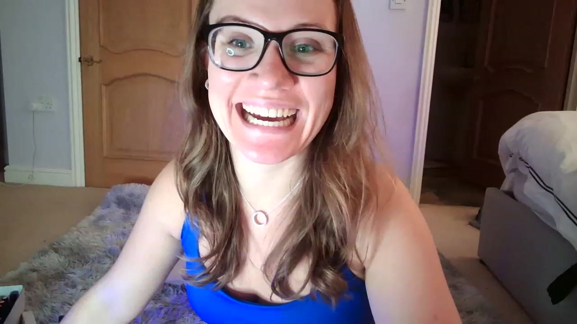 Gallery image thumbnail from JennyWillson's myfreecams stream on, 11/26/2022, 20:20 image 2 of 20