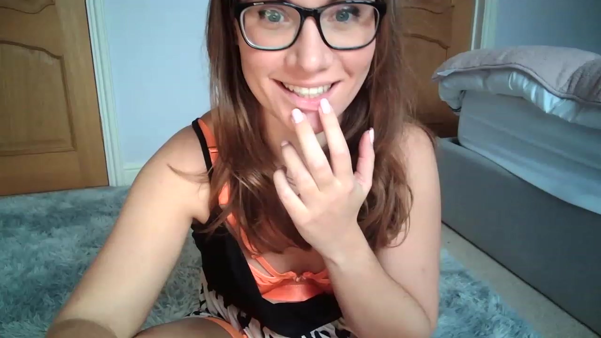 Gallery image thumbnail from JennyWillson's myfreecams stream on, 11/29/2022, 10:19 image 2 of 20