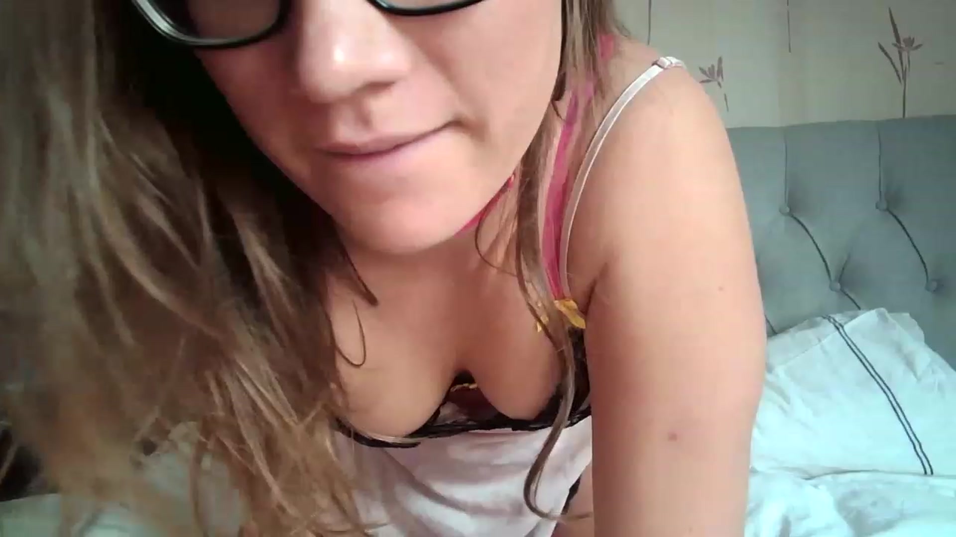 Gallery image thumbnail from JennyWillson's myfreecams stream on, 12/01/2022, 12:16 image 6 of 20