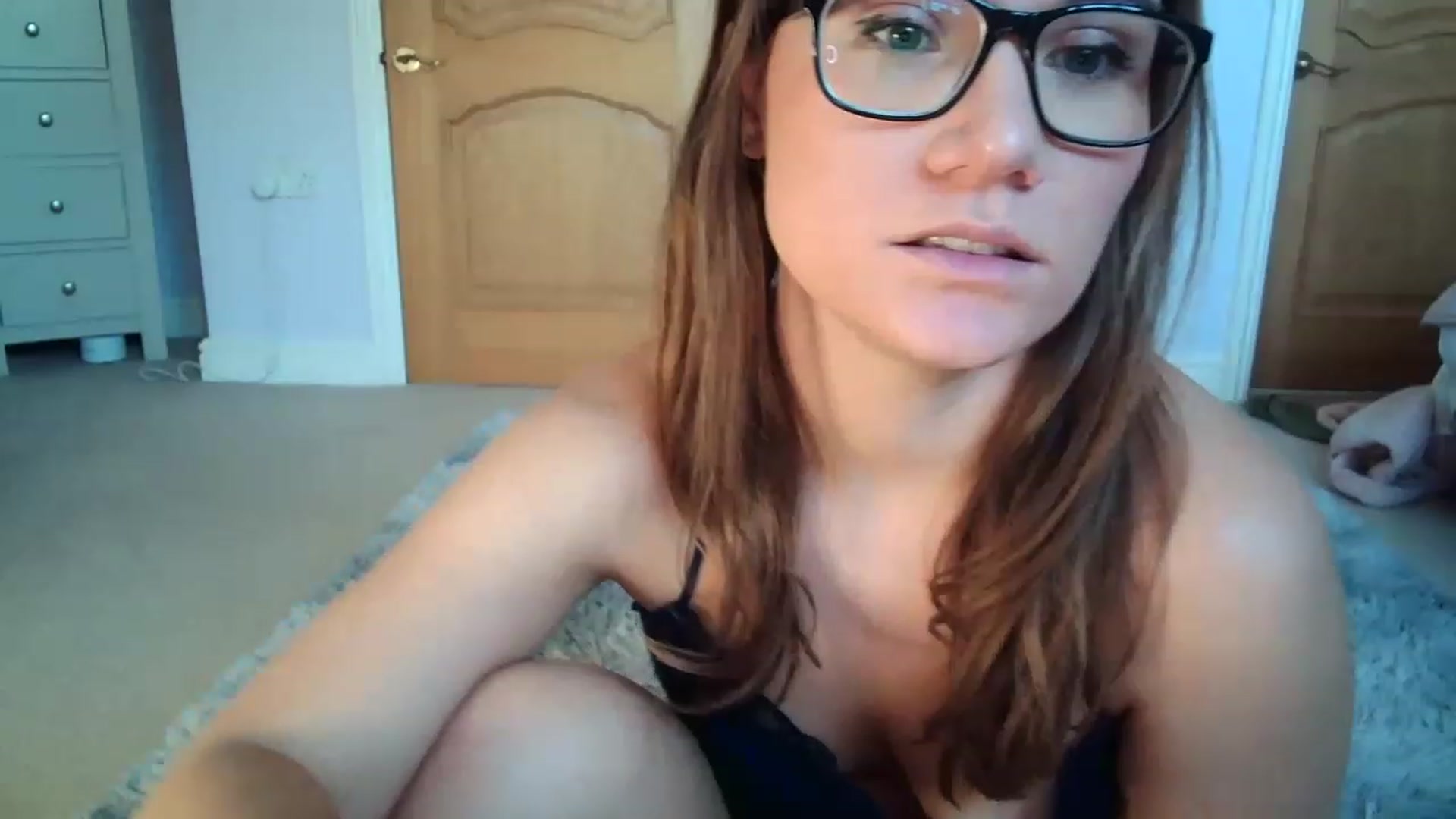 Gallery image thumbnail from JennyWillson's myfreecams stream on, 12/07/2022, 13:32 image 13 of 20