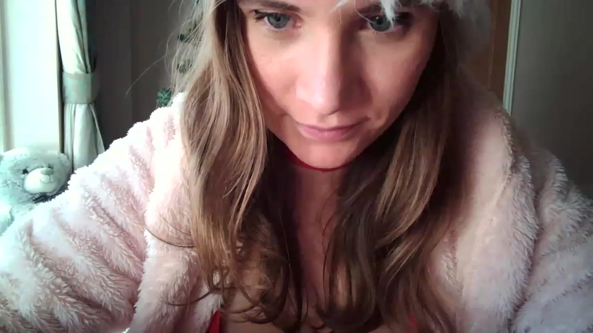 Gallery image thumbnail from JennyWillson's myfreecams stream on, 12/08/2022, 12:25 image 6 of 20