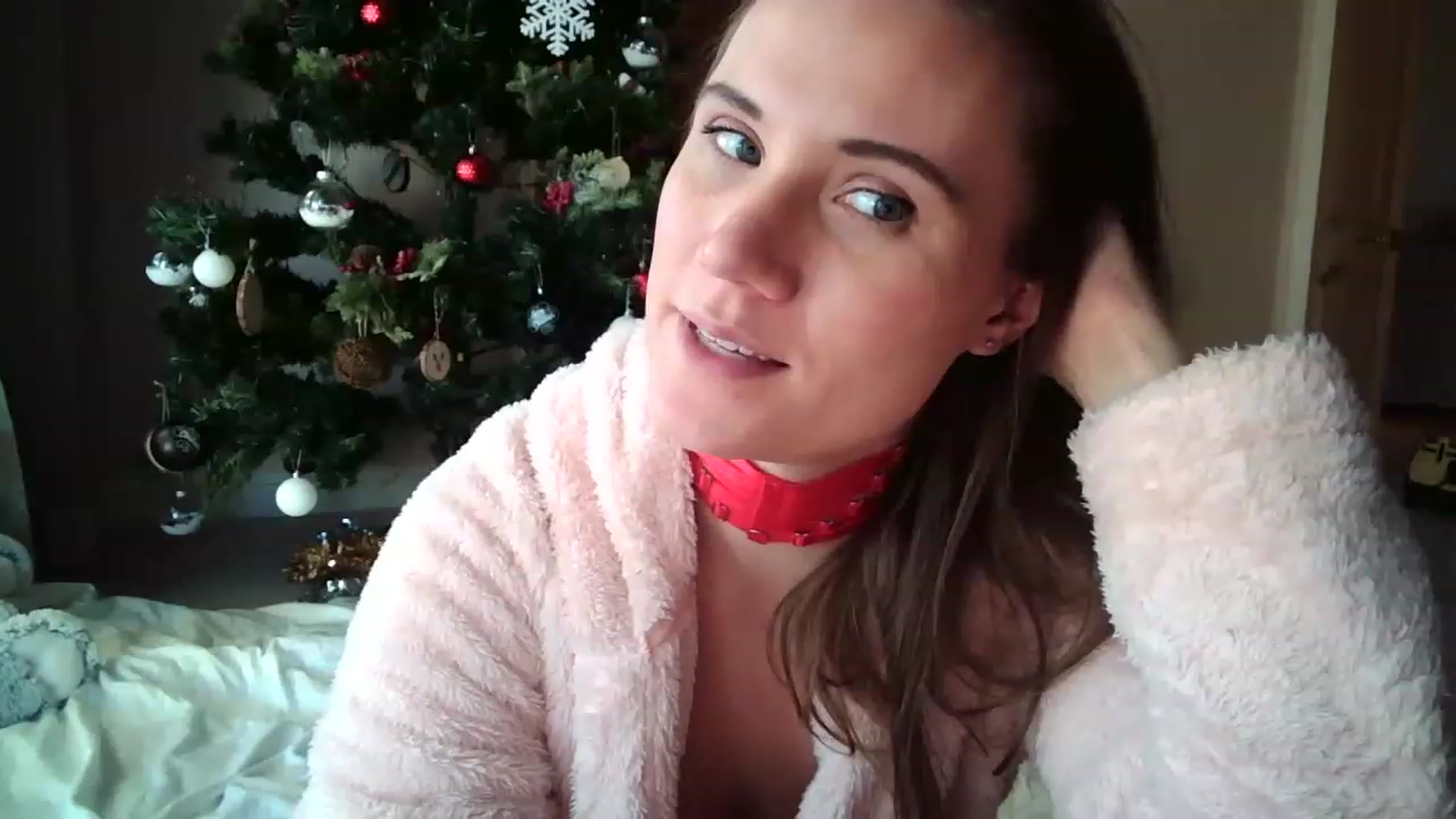 Gallery image thumbnail from JennyWillson's myfreecams stream on, 12/08/2022, 12:46 image 11 of 20
