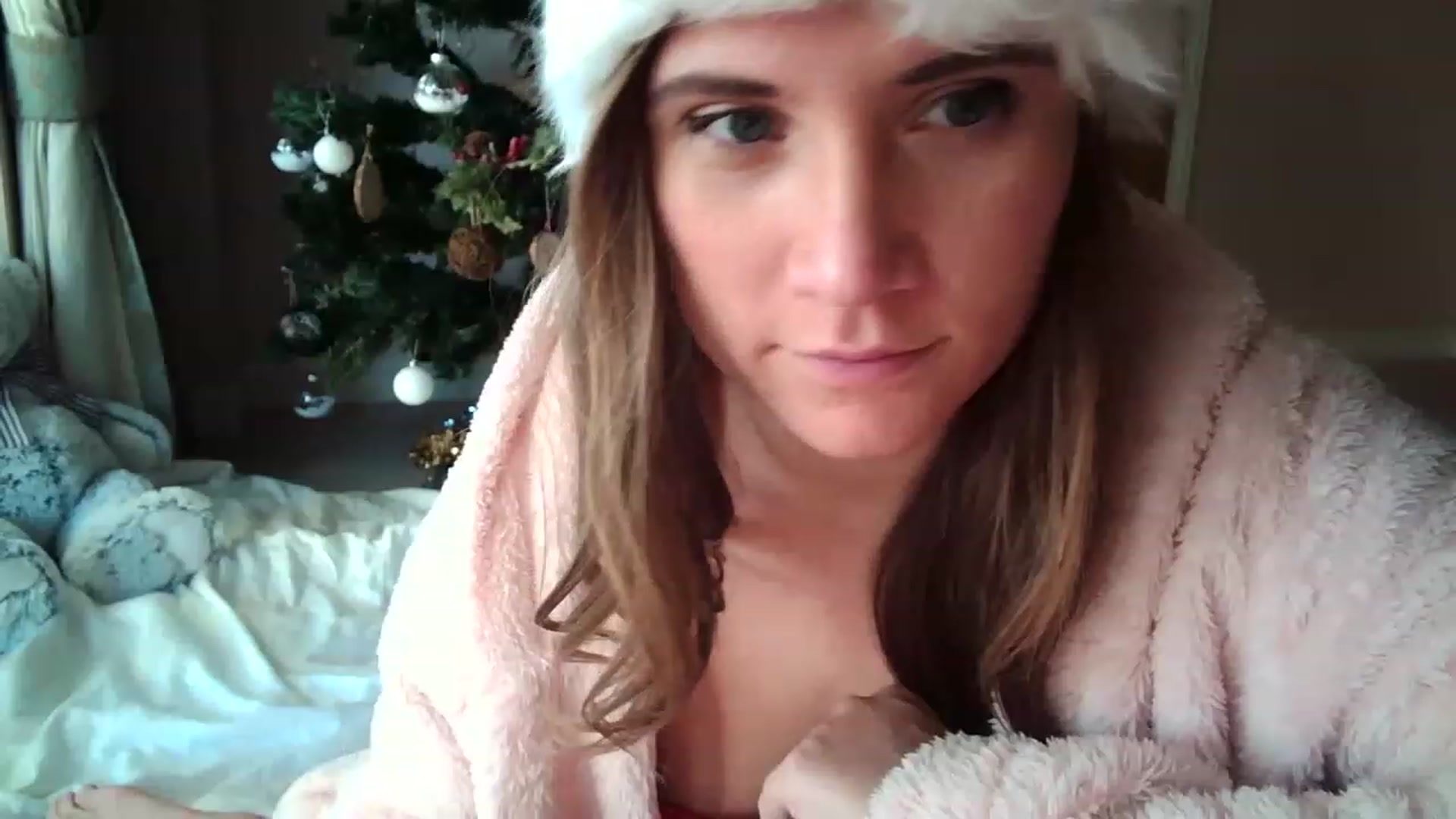 Gallery image thumbnail from JennyWillson's myfreecams stream on, 12/08/2022, 13:10 image 16 of 20