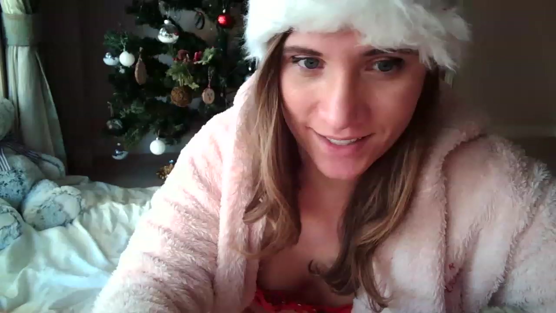 Gallery image thumbnail from JennyWillson's myfreecams stream on, 12/08/2022, 13:10 image 13 of 20