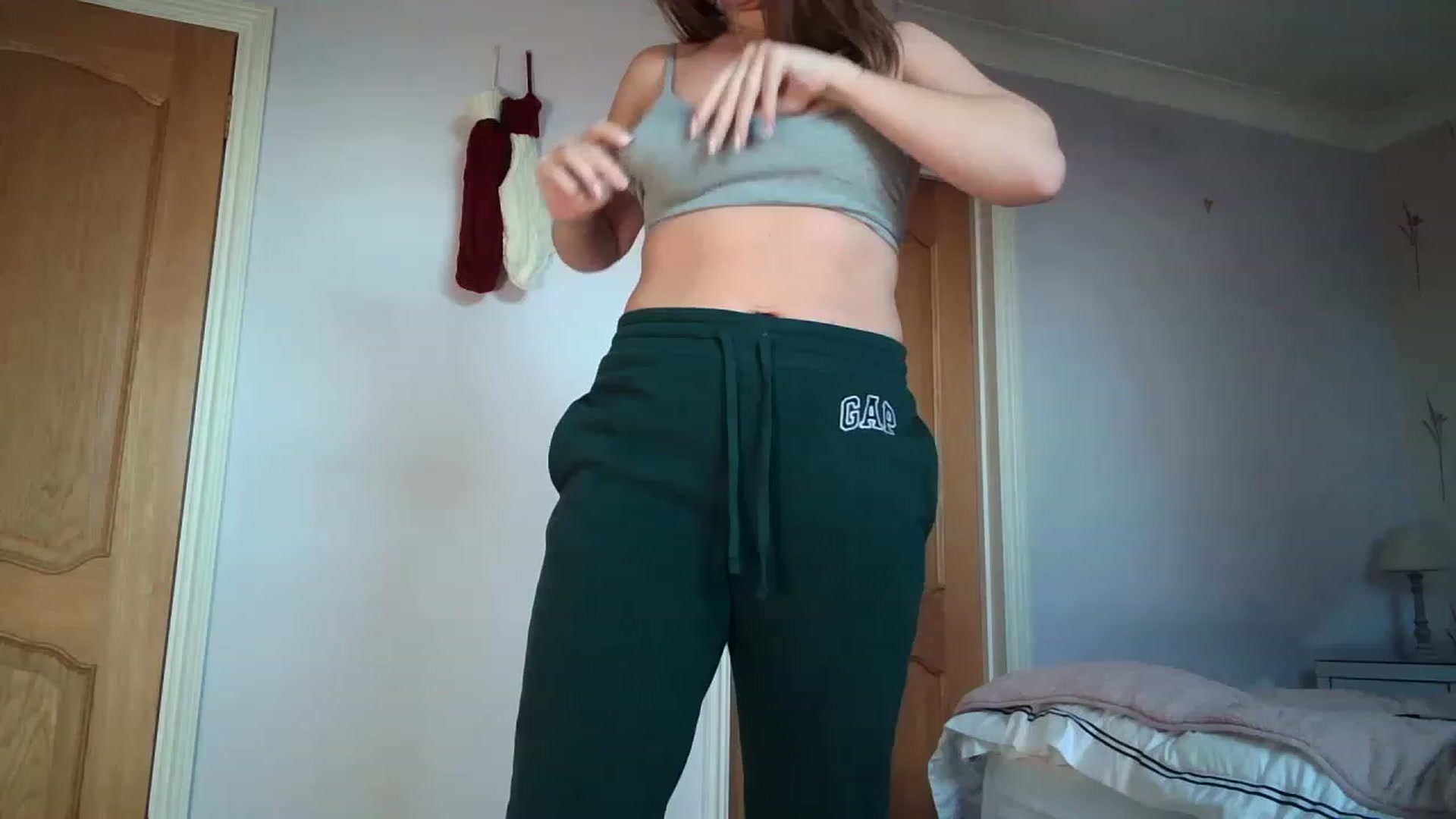 Gallery image thumbnail from JennyWillson's myfreecams stream on, 12/12/2022, 15:01 image 20 of 20