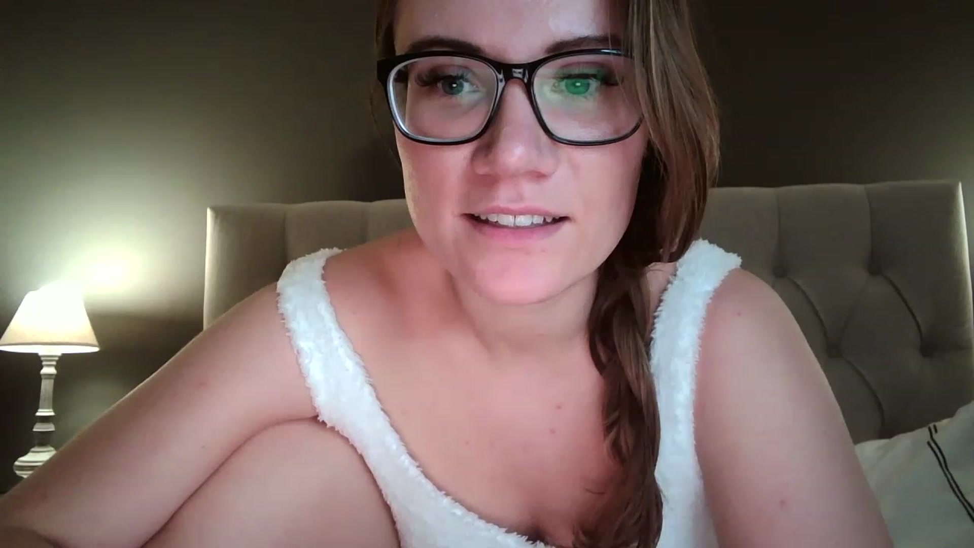 Gallery image thumbnail from JennyWillson's myfreecams stream on, 12/25/2022, 21:31 image 6 of 20