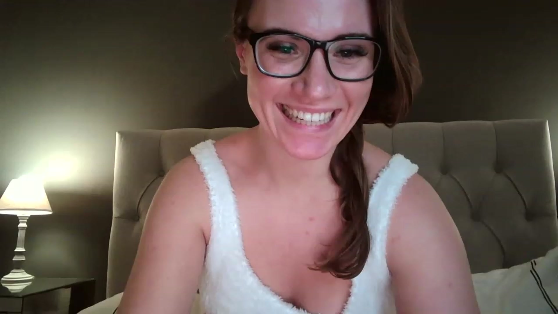 Gallery image thumbnail from JennyWillson's myfreecams stream on, 12/25/2022, 21:31 image 3 of 20
