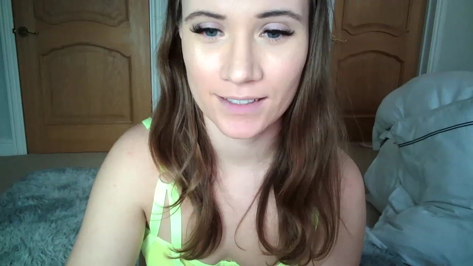 Gallery image thumbnail from JennyWillson's myfreecams stream on, 01/10/2023, 10:01 image 2 of 20