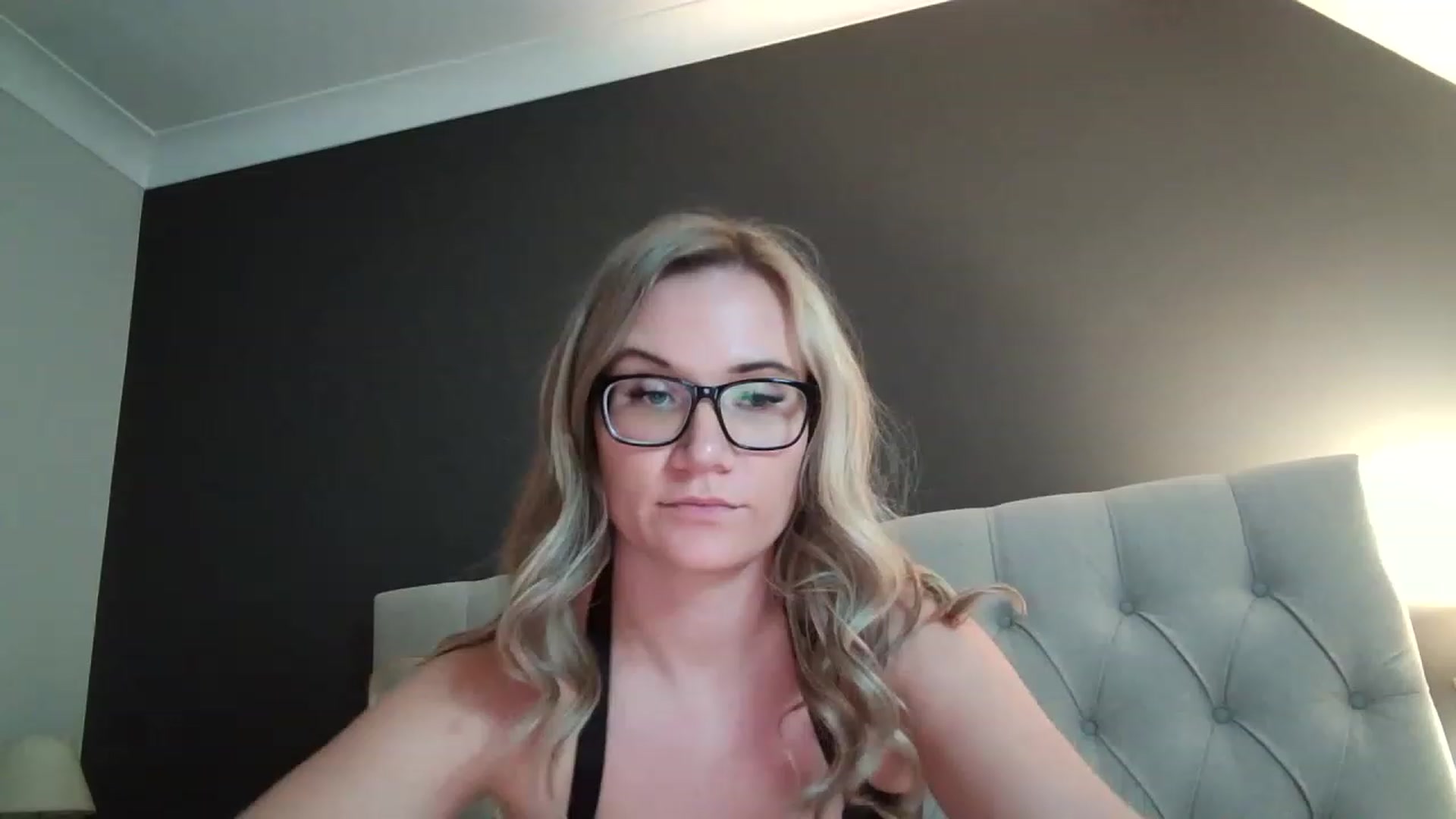 Gallery image thumbnail from JennyWillson's myfreecams stream on, 01/20/2023, 17:27 image 1 of 20