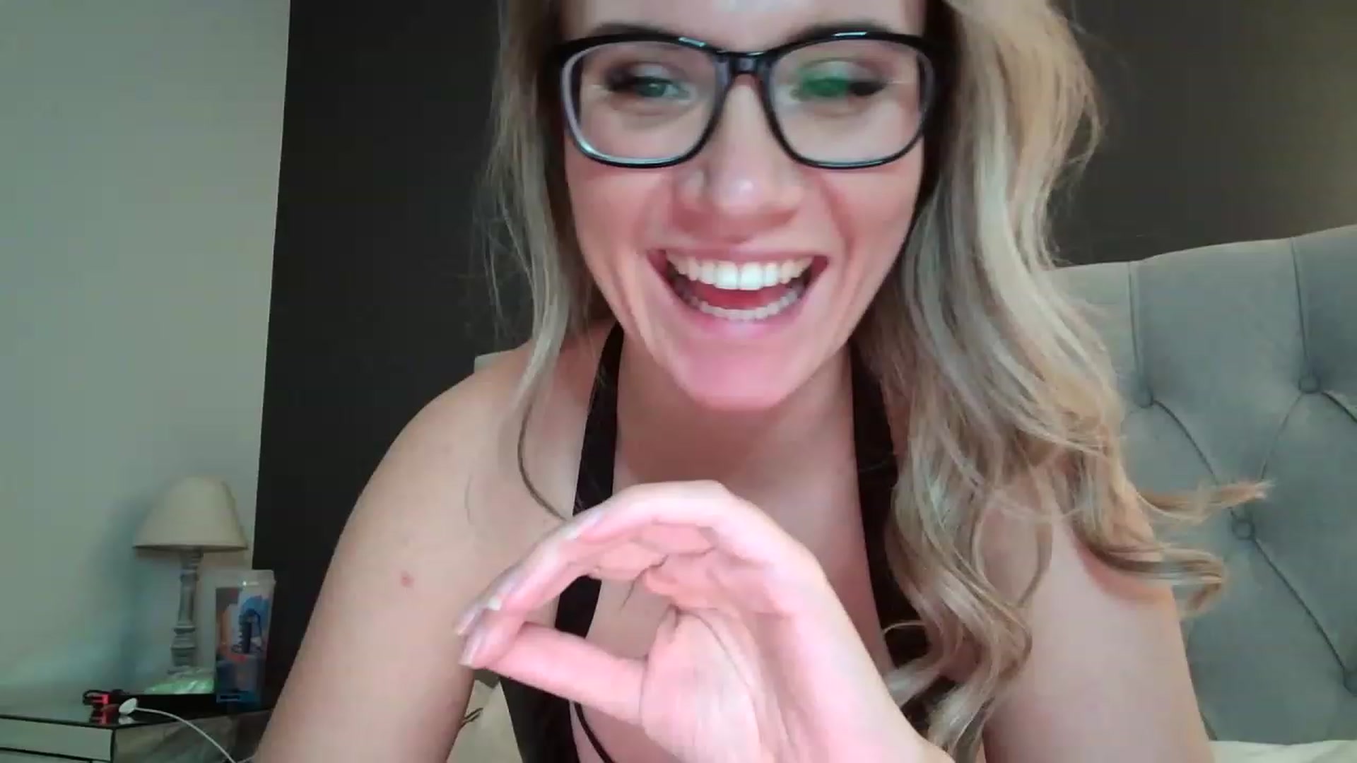 Gallery image thumbnail from JennyWillson's myfreecams stream on, 01/20/2023, 17:27 image 4 of 20
