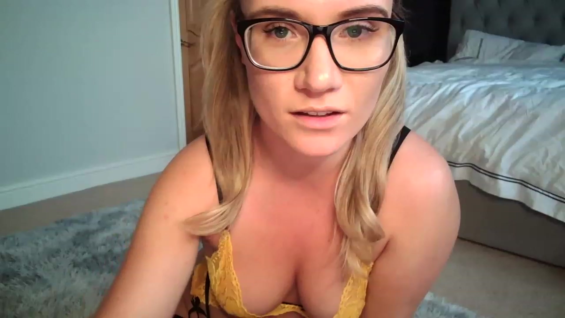 Gallery image thumbnail from JennyWillson's myfreecams stream on, 01/29/2023, 16:45 image 4 of 20