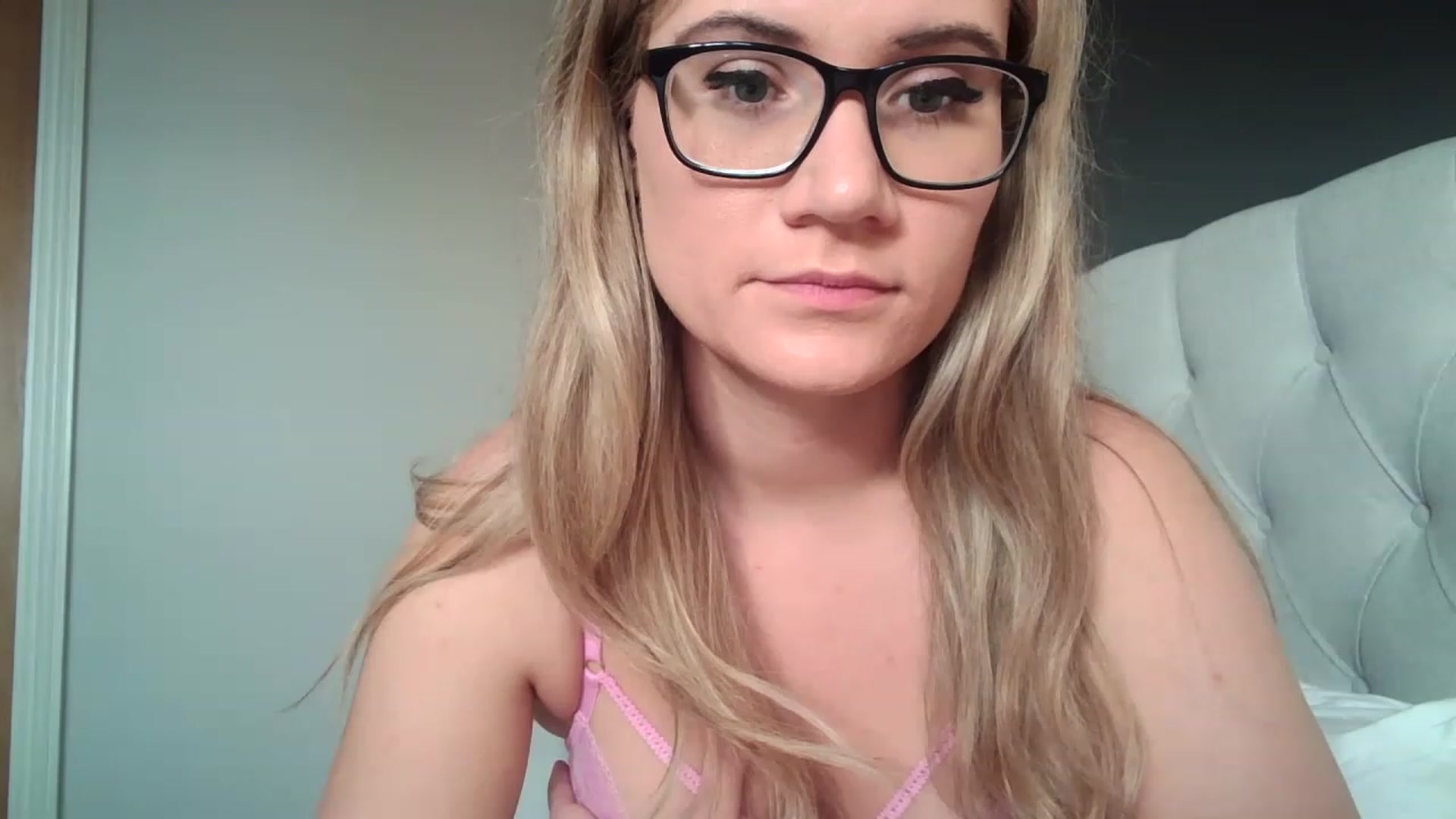 Gallery image thumbnail from JennyWillson's myfreecams stream on, 02/02/2023, 10:04 image 3 of 20