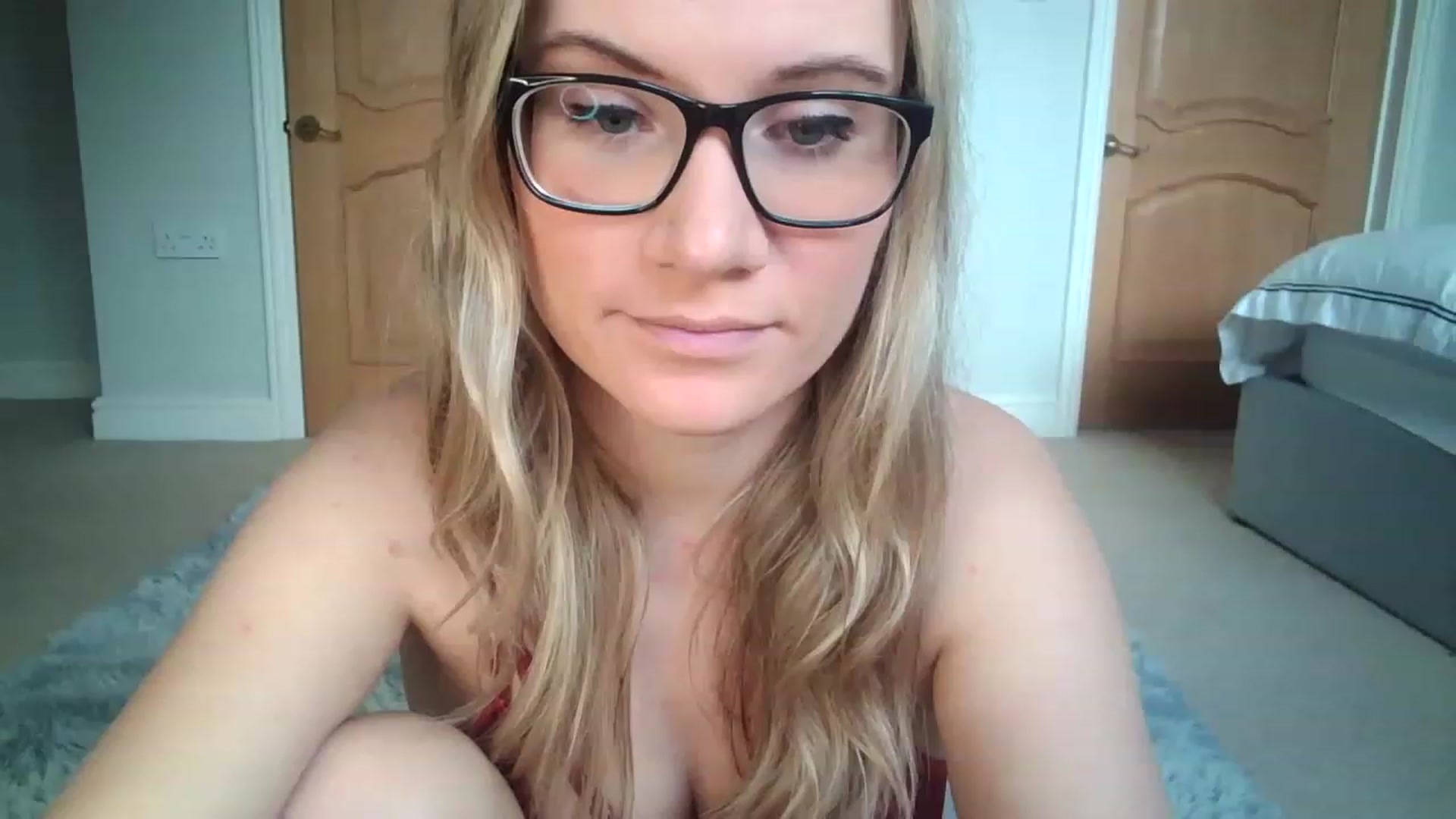 Gallery image thumbnail from JennyWillson's myfreecams stream on, 03/01/2023, 09:42 image 14 of 20