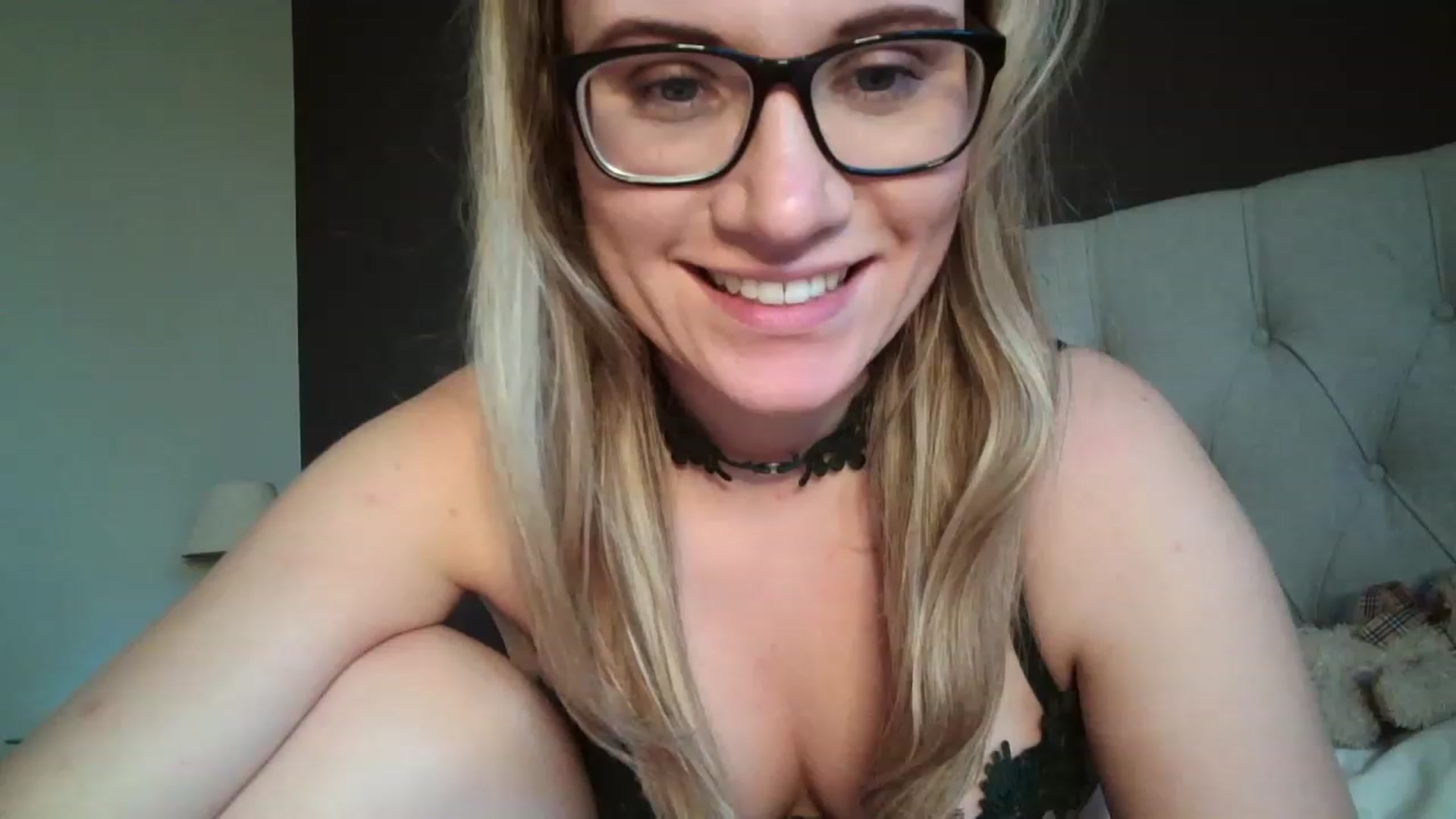 Gallery image thumbnail from JennyWillson's myfreecams stream on, 03/17/2023, 18:03 image 5 of 20