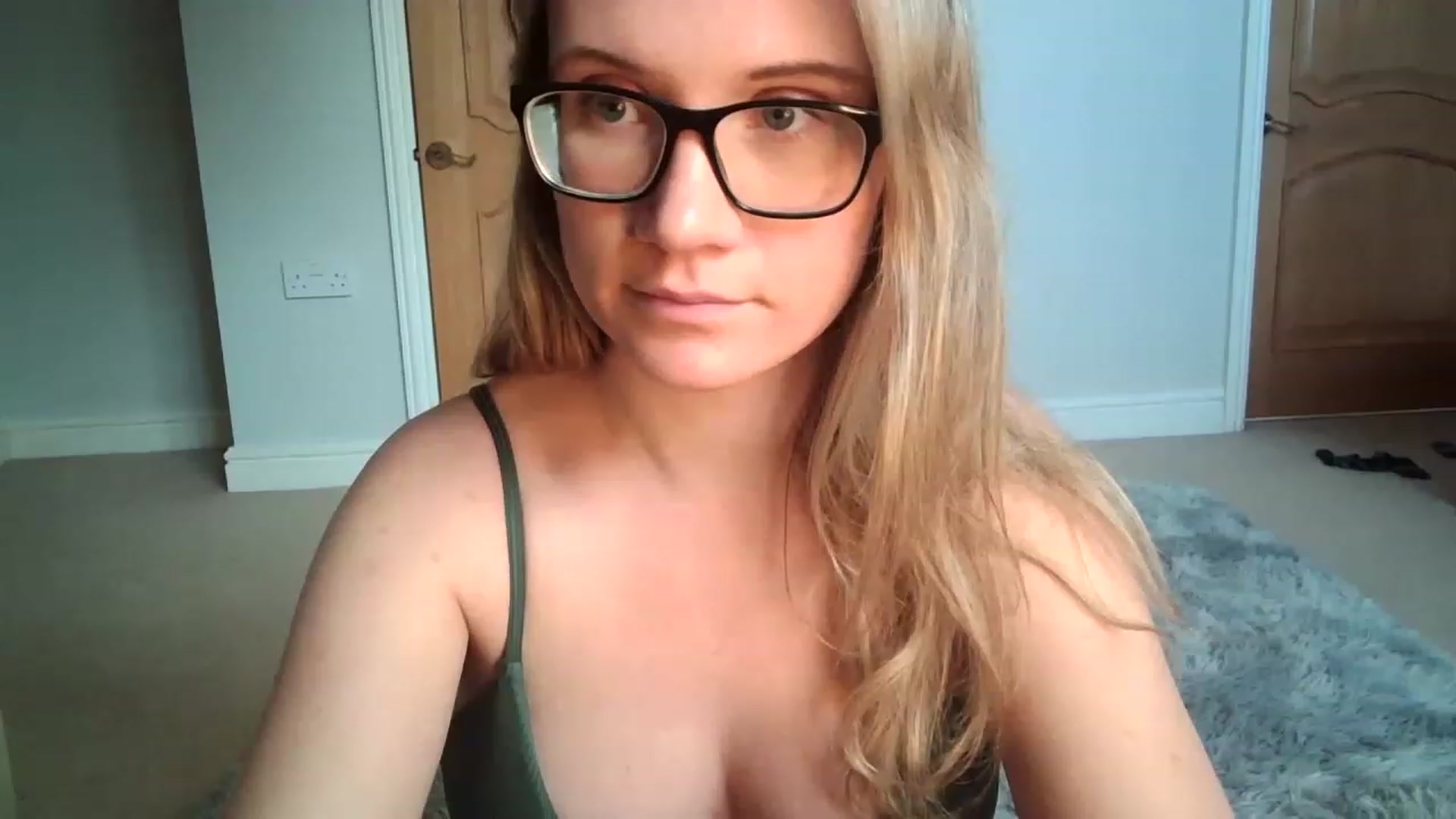 Gallery image thumbnail from JennyWillson's myfreecams stream on, 03/23/2023, 13:47 image 4 of 20