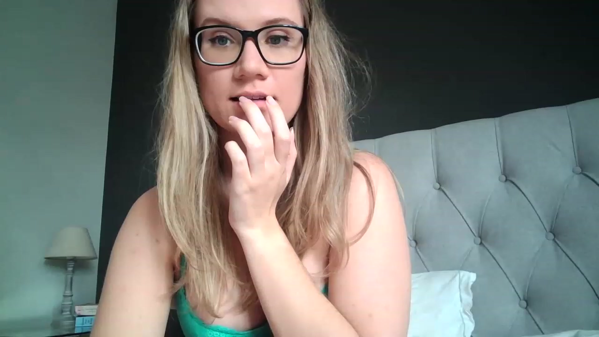 Gallery image thumbnail from JennyWillson's myfreecams stream on, 03/24/2023, 11:25 image 1 of 20