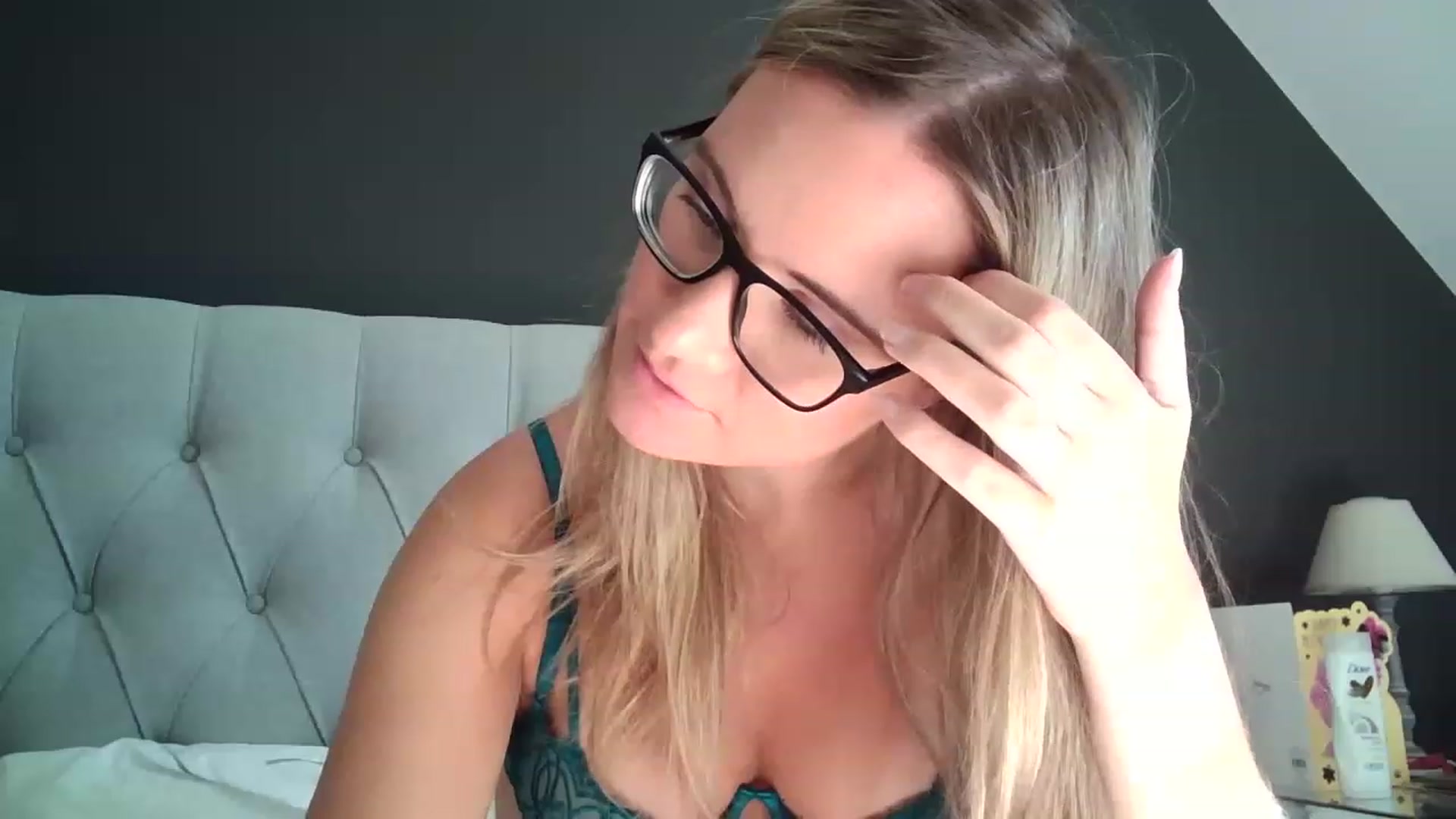 Gallery image thumbnail from JennyWillson's myfreecams stream on, 04/18/2023, 08:19 image 20 of 20