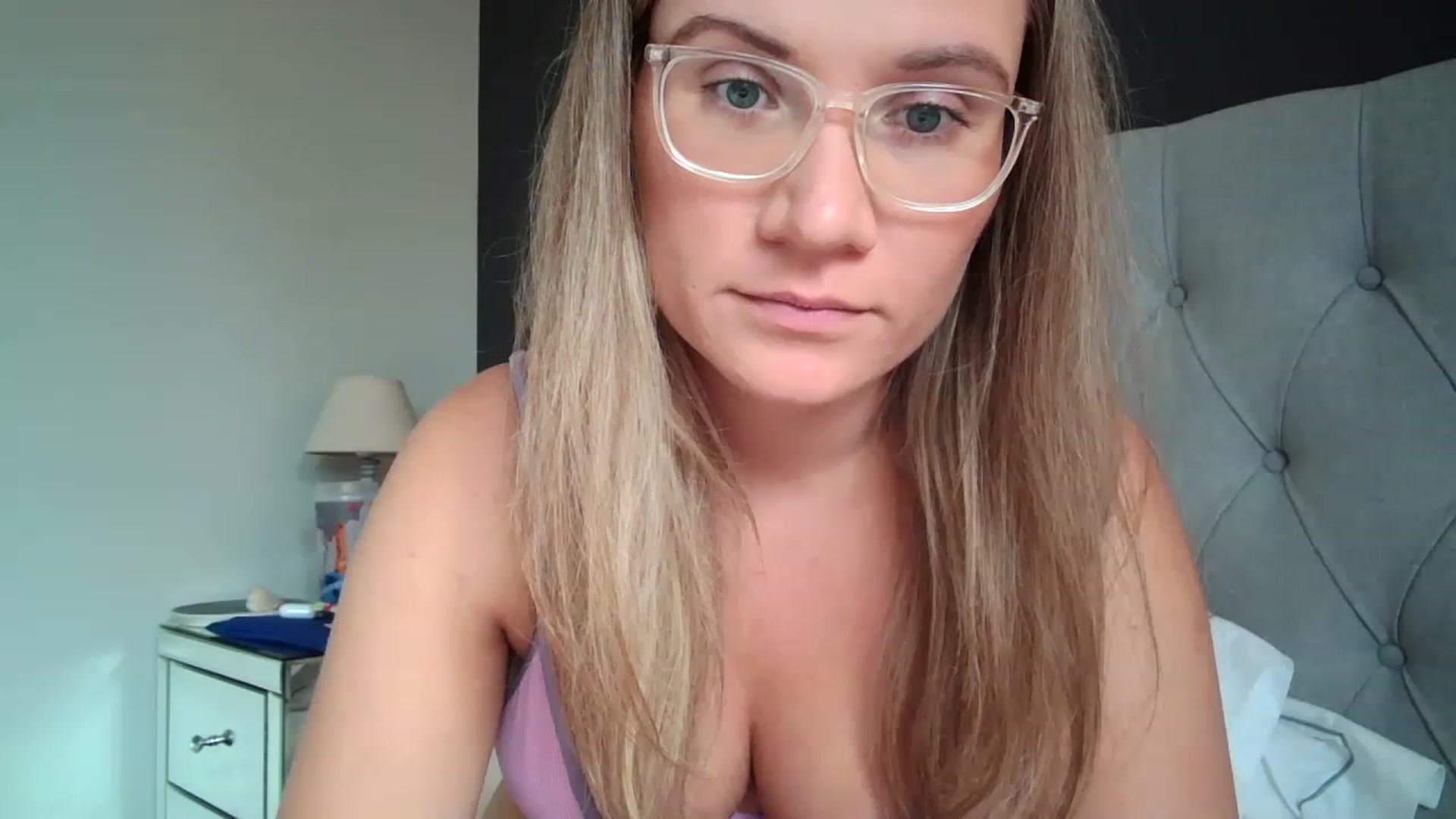 Gallery image thumbnail from JennyWillson's myfreecams stream on, 04/21/2023, 09:16 image 19 of 20