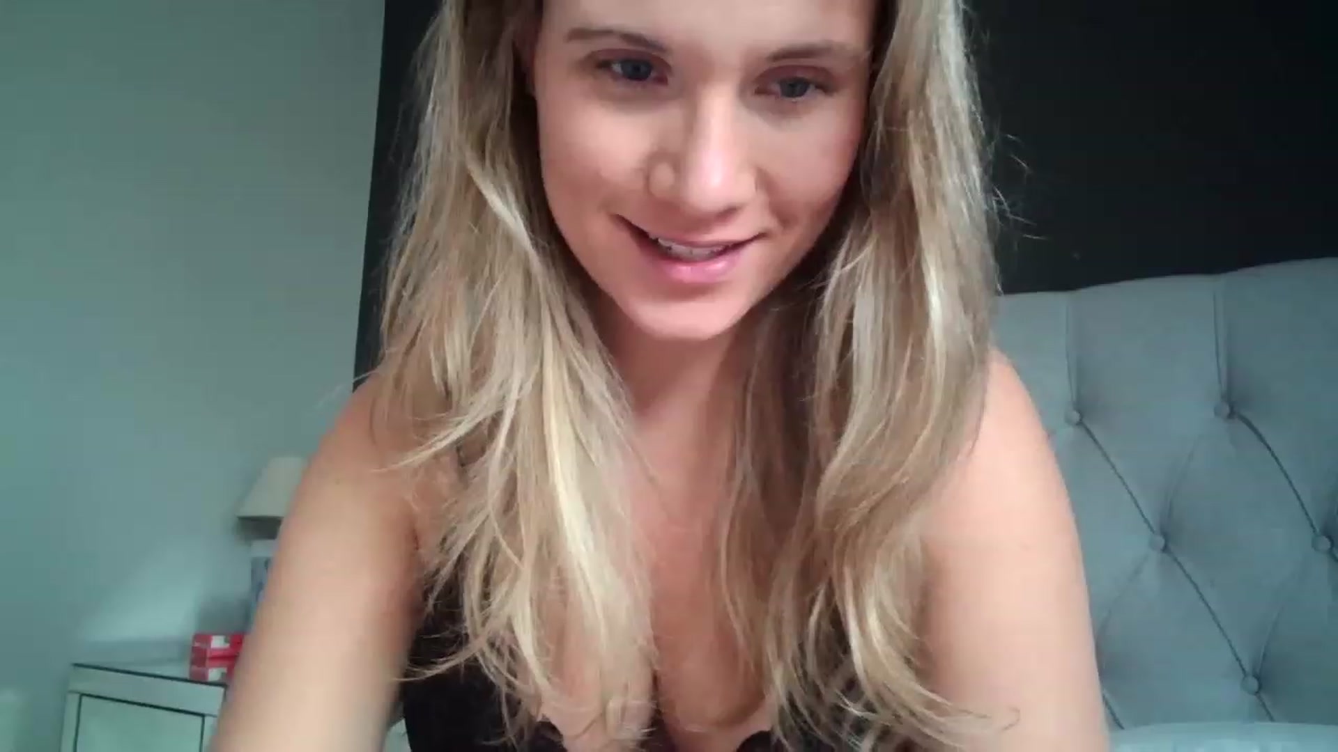 Gallery image thumbnail from JennyWillson's myfreecams stream on, 04/28/2023, 08:59 image 7 of 20