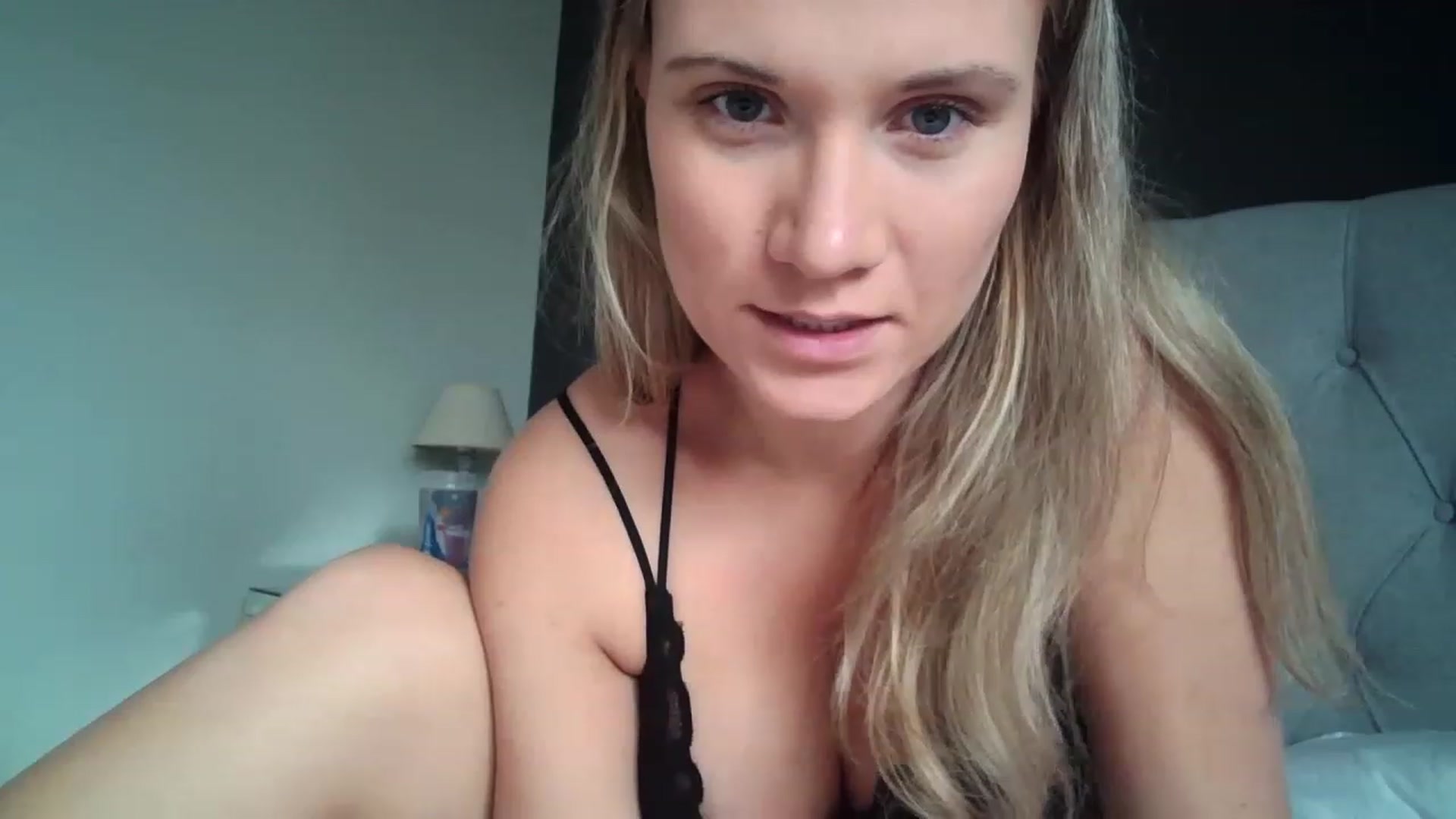 Gallery image thumbnail from JennyWillson's myfreecams stream on, 04/28/2023, 08:59 image 15 of 20