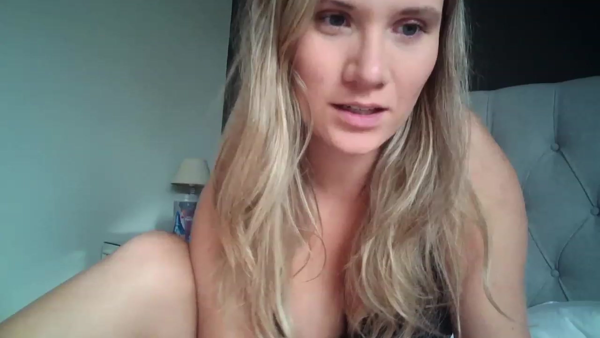 Gallery image thumbnail from JennyWillson's myfreecams stream on, 04/28/2023, 08:59 image 16 of 20