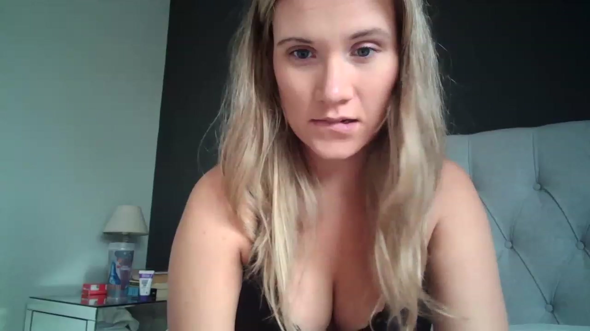 Gallery image thumbnail from JennyWillson's myfreecams stream on, 04/28/2023, 08:59 image 5 of 20