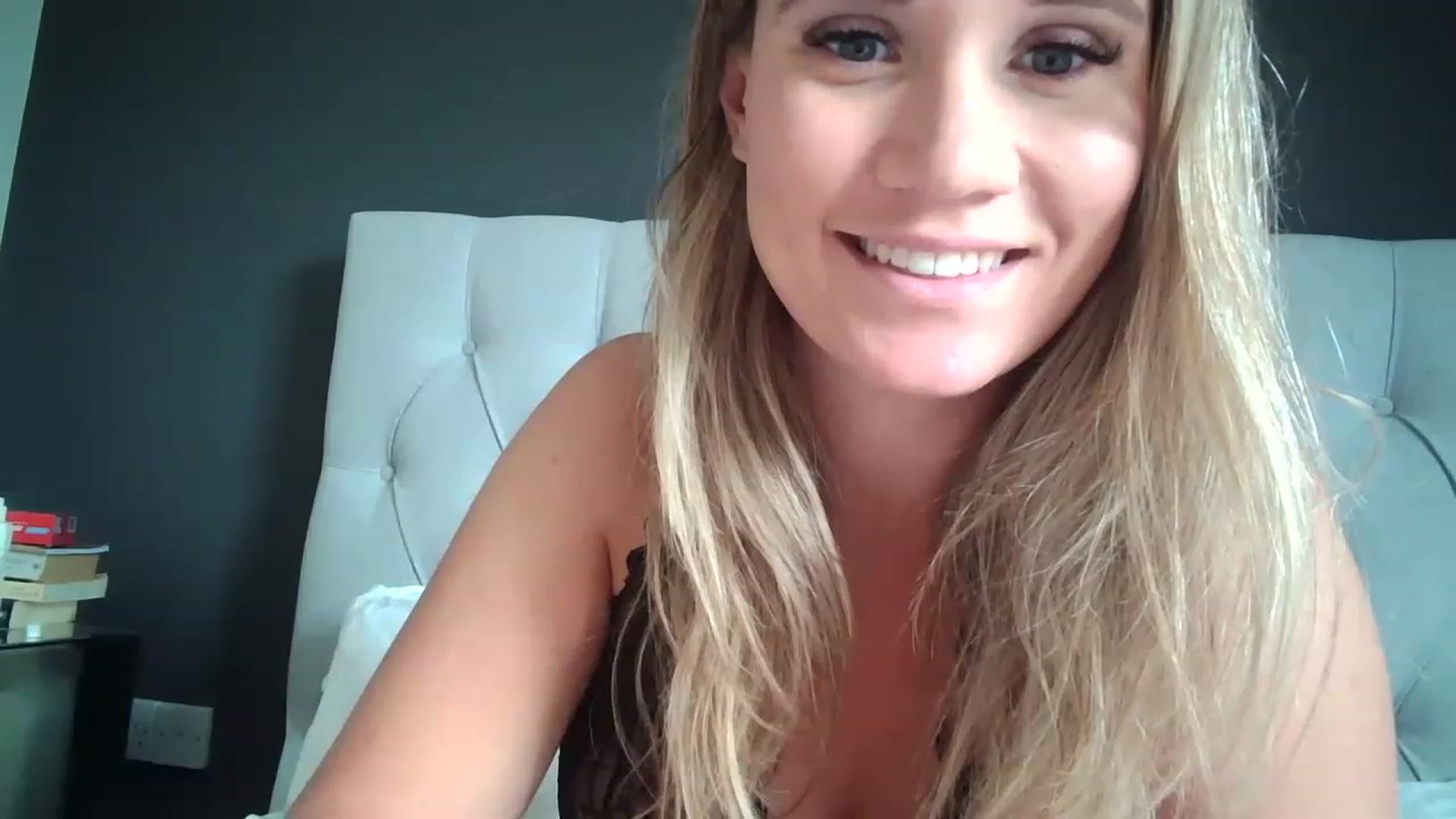 Gallery image thumbnail from JennyWillson's myfreecams stream on, 05/09/2023, 12:02 image 19 of 20