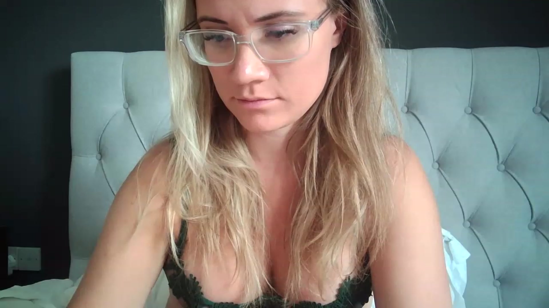 Gallery image thumbnail from JennyWillson's myfreecams stream on, 06/01/2023, 10:35 image 13 of 20