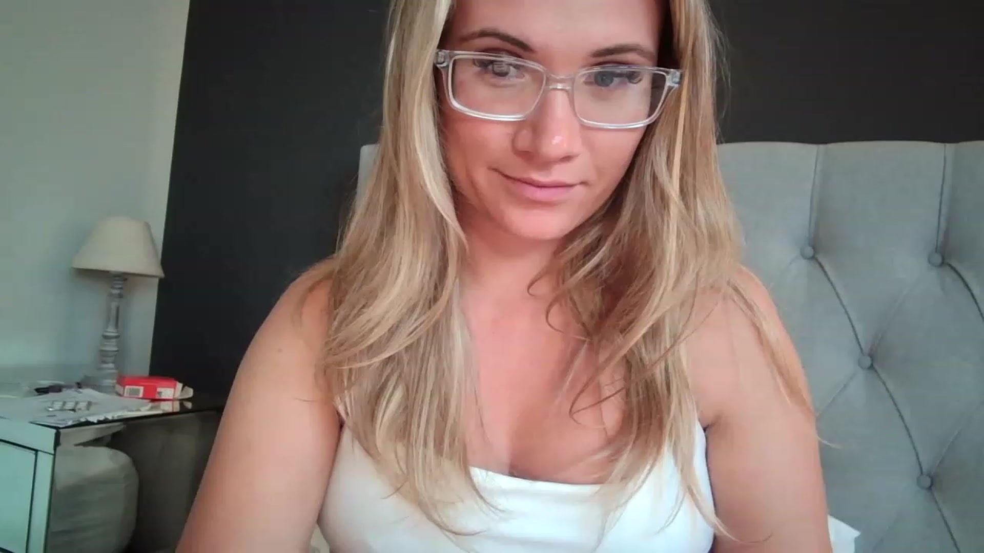 Gallery image thumbnail from JennyWillson's myfreecams stream on, 06/01/2023, 18:02 image 19 of 20