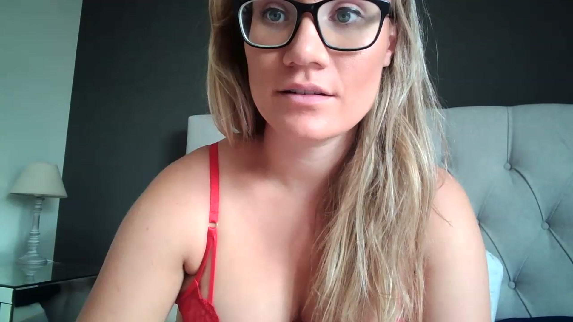 Gallery image thumbnail from JennyWillson's myfreecams stream on, 06/19/2023, 10:39 image 11 of 20