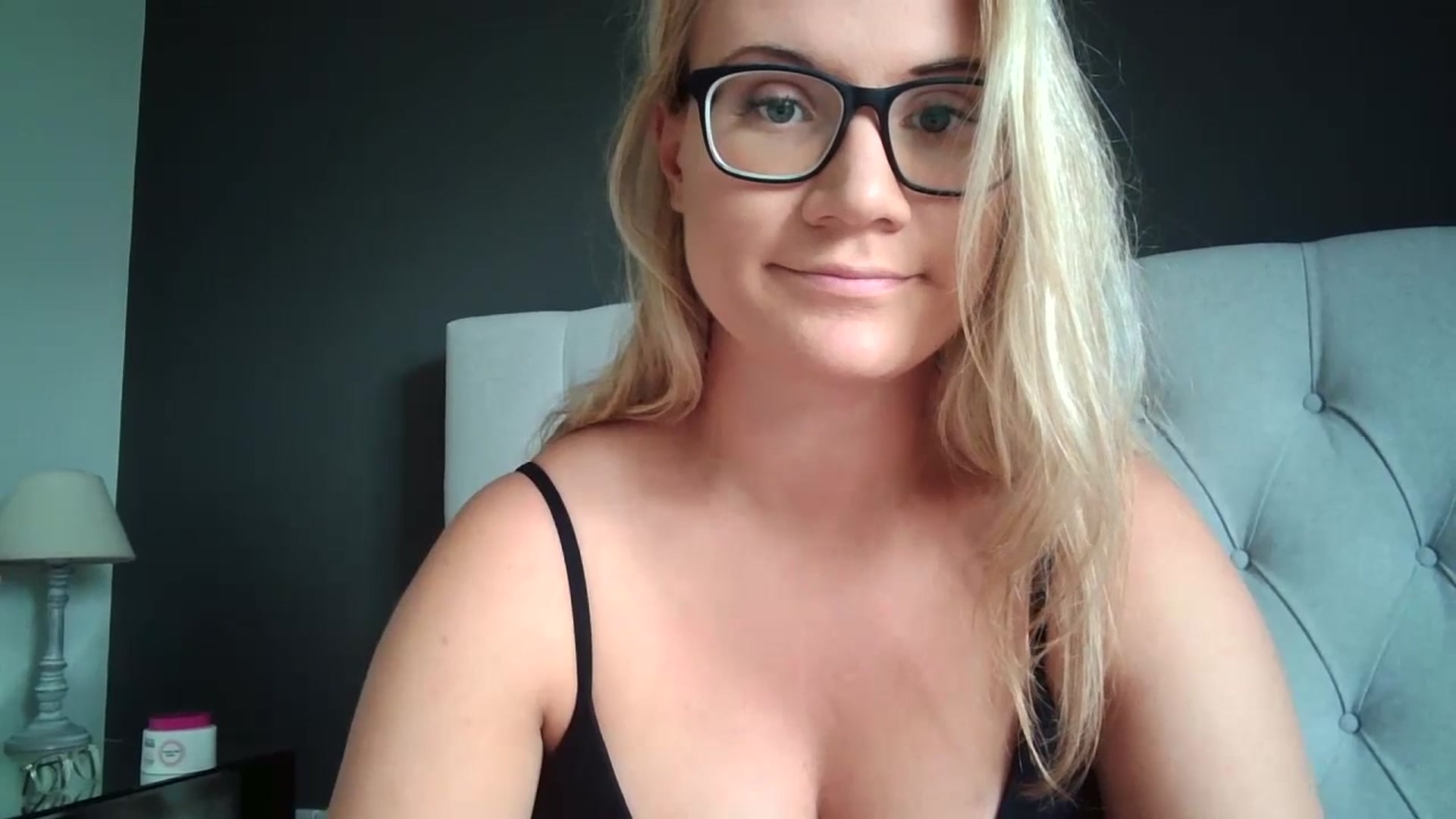 Gallery image thumbnail from JennyWillson's myfreecams stream on, 07/12/2023, 12:46 image 2 of 20