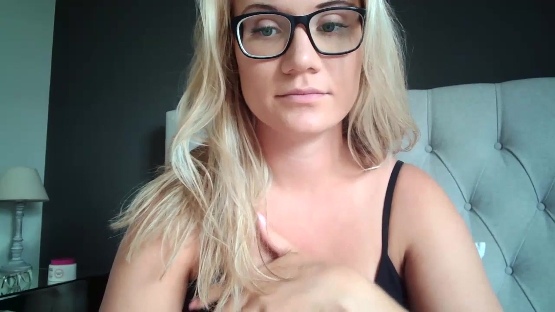 Gallery image thumbnail from JennyWillson's myfreecams stream on, 07/12/2023, 12:46 image 18 of 20