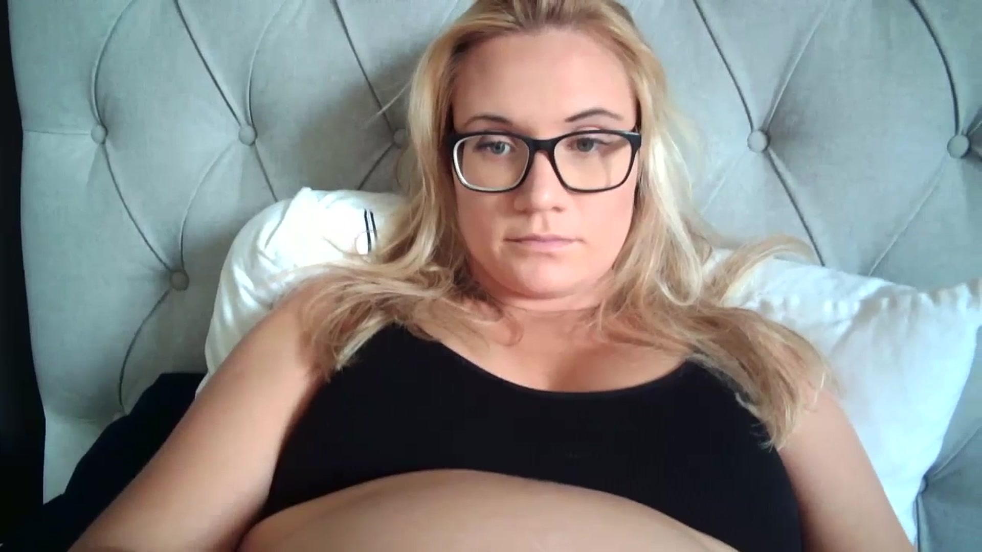 Gallery image thumbnail from JennyWillson's myfreecams stream on, 07/12/2023, 12:46 image 7 of 20