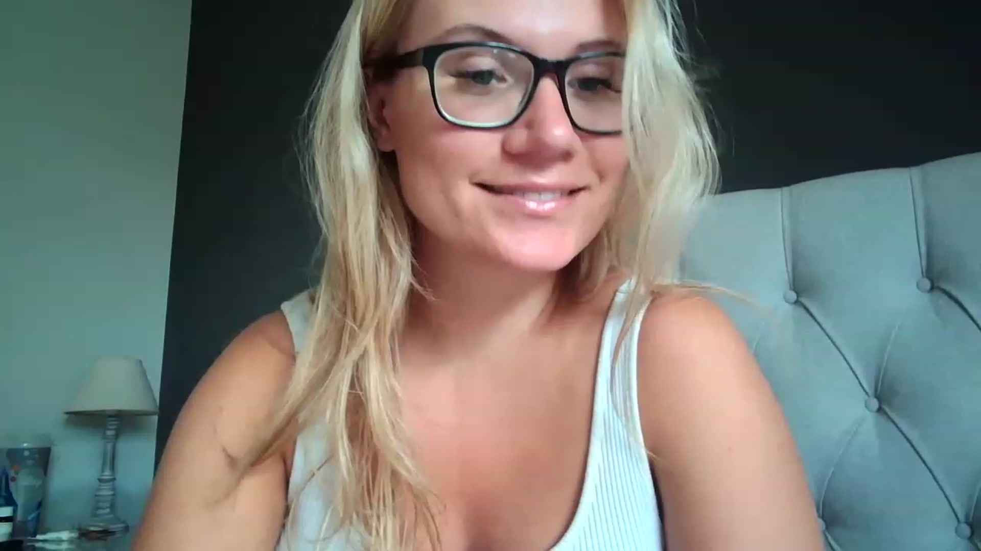 Gallery image thumbnail from JennyWillson's myfreecams stream on, 08/12/2023, 12:36 image 13 of 20