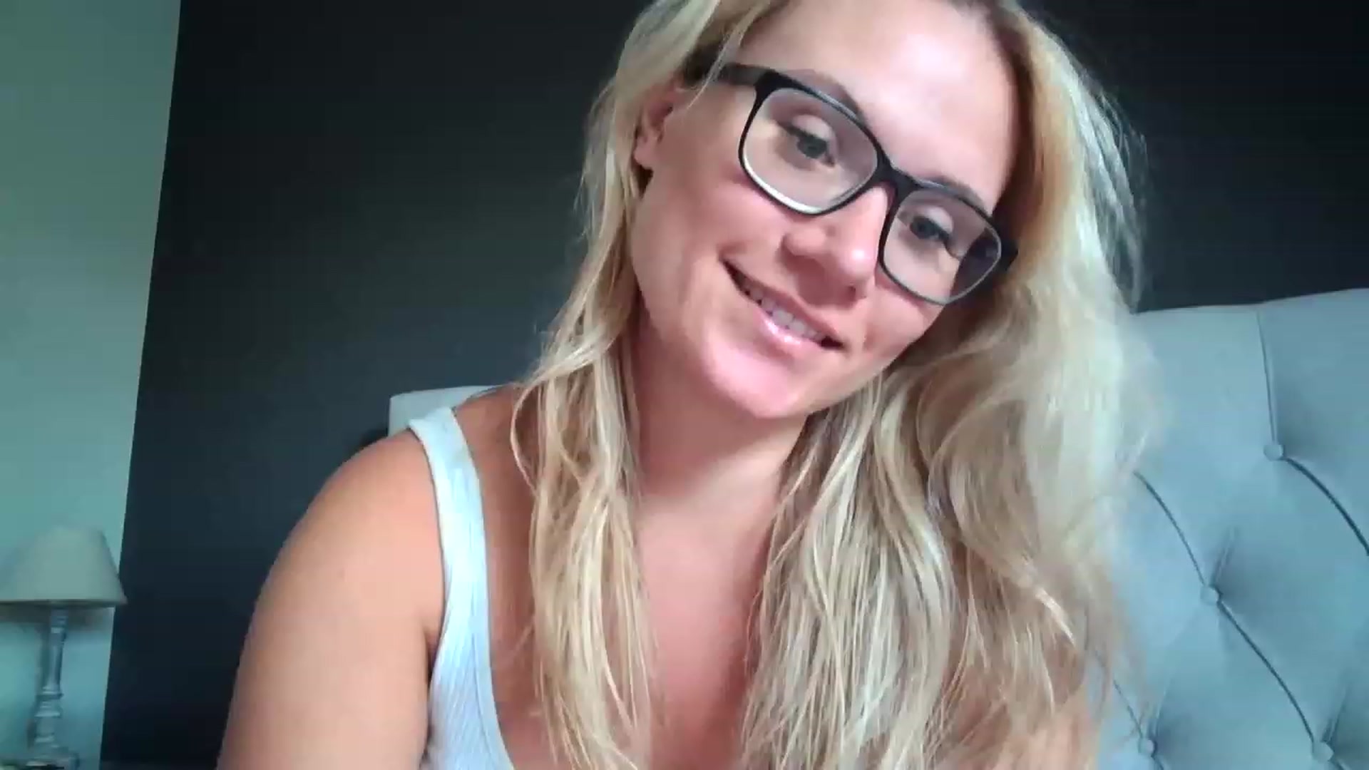 Gallery image thumbnail from JennyWillson's myfreecams stream on, 08/12/2023, 12:36 image 1 of 20