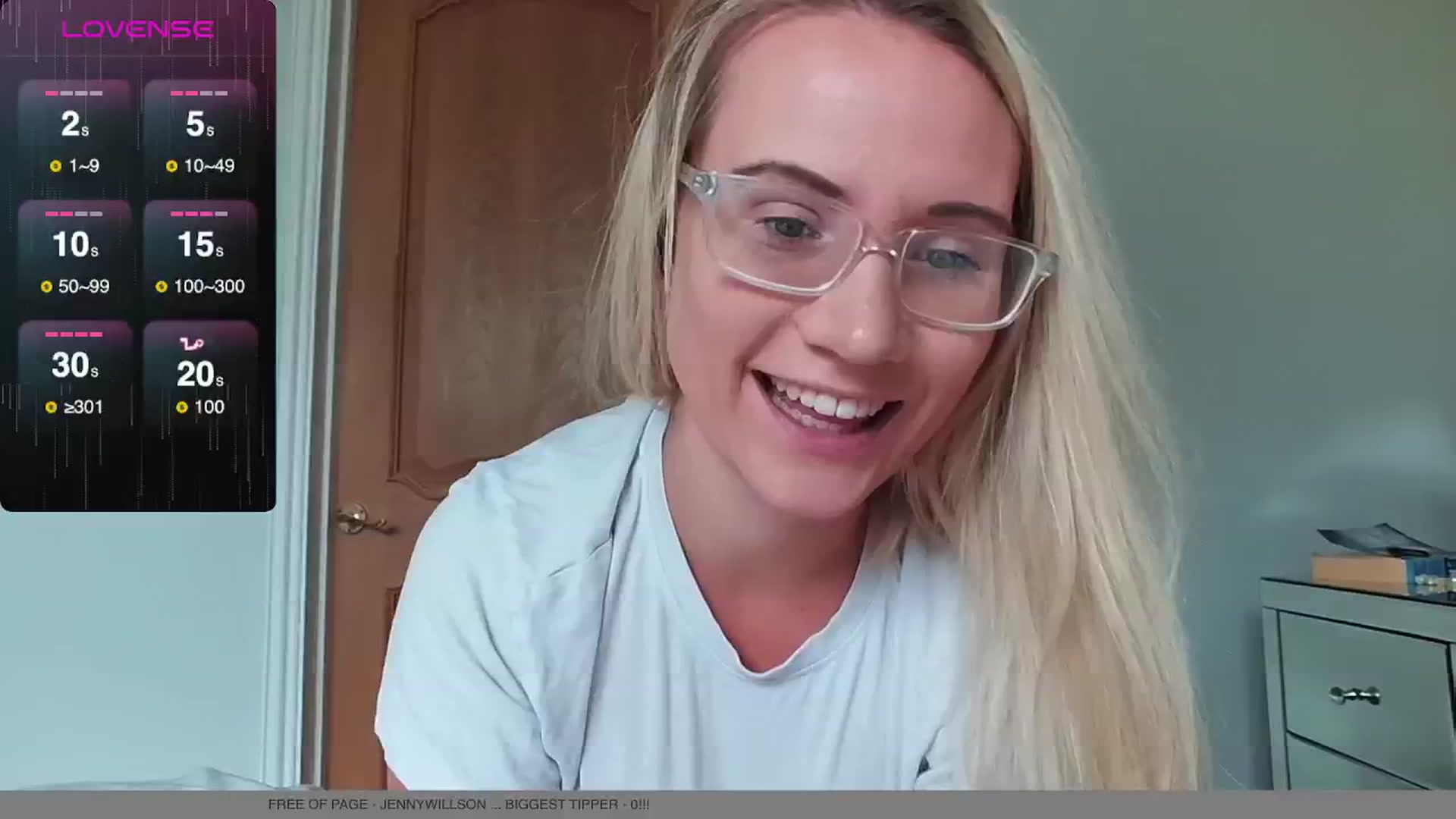 Gallery image thumbnail from JennyWillson's myfreecams stream on, 08/18/2024, 09:15 image 1 of 20