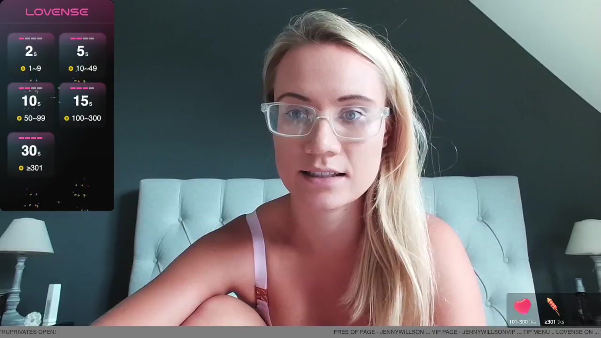 Gallery image thumbnail from JennyWillson's myfreecams stream on, 08/18/2024, 11:46 image 3 of 20