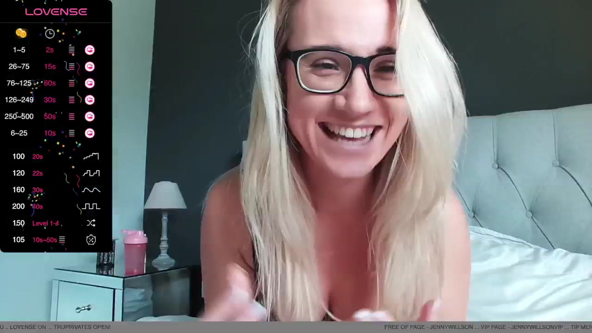 Gallery image thumbnail from JennyWillson's myfreecams stream on, 10/08/2024, 11:40 image 3 of 20