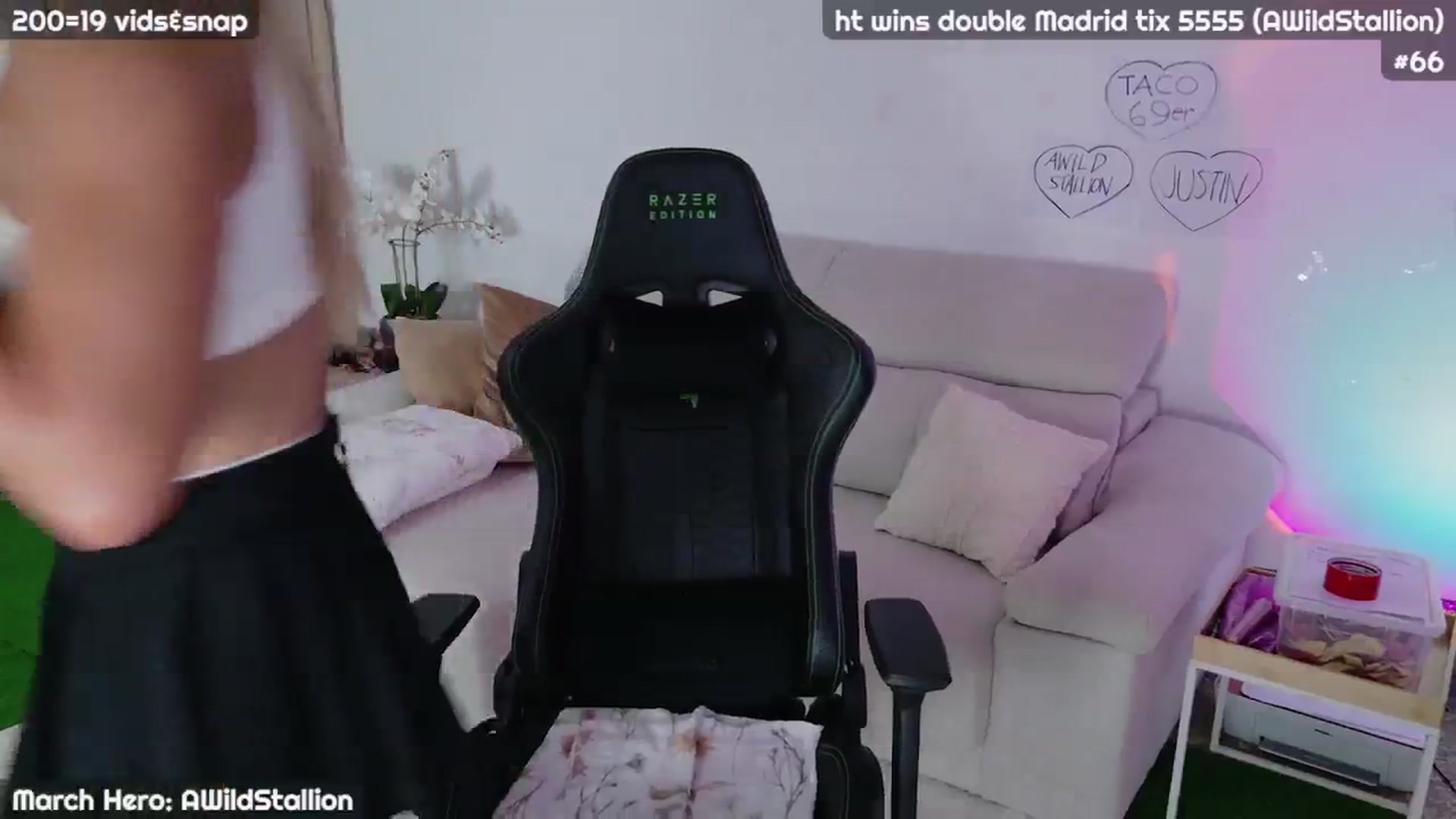 Gallery image thumbnail from JennyXO's myfreecams stream on, 03/14/2024, 23:39 image 15 of 20