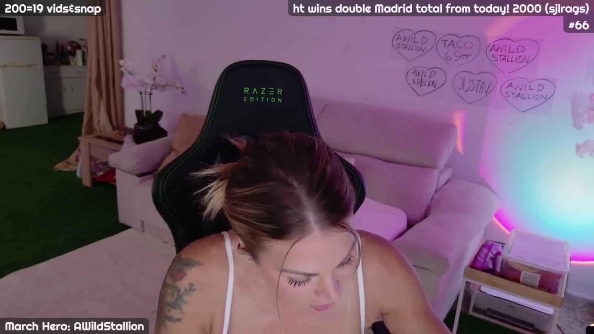 Gallery image thumbnail from JennyXO's myfreecams stream on, 03/15/2024, 22:27 image 11 of 20