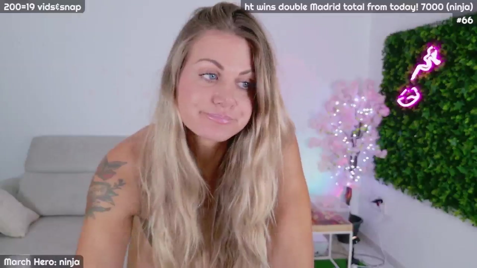 Gallery image thumbnail from JennyXO's myfreecams stream on, 03/17/2024, 01:13 image 20 of 20