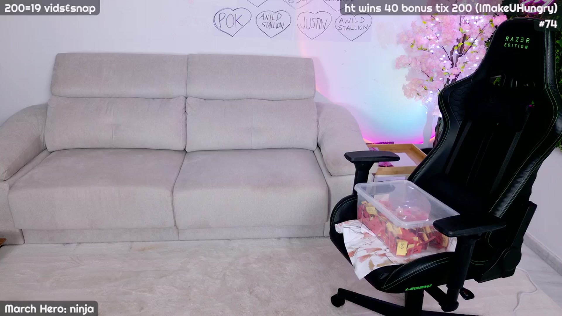 Gallery image thumbnail from JennyXO's myfreecams stream on, 03/30/2024, 20:32 image 17 of 20