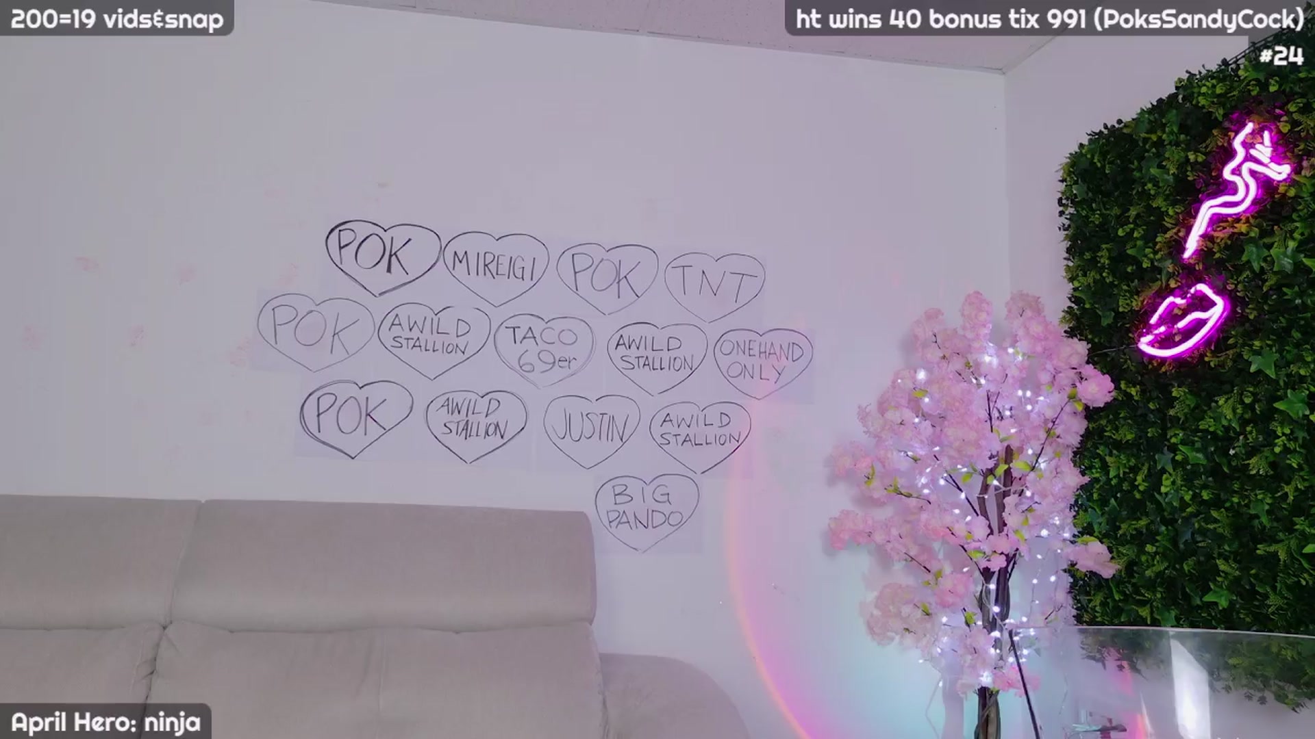 Gallery image thumbnail from JennyXO's myfreecams stream on, 04/08/2024, 24:14 image 18 of 20
