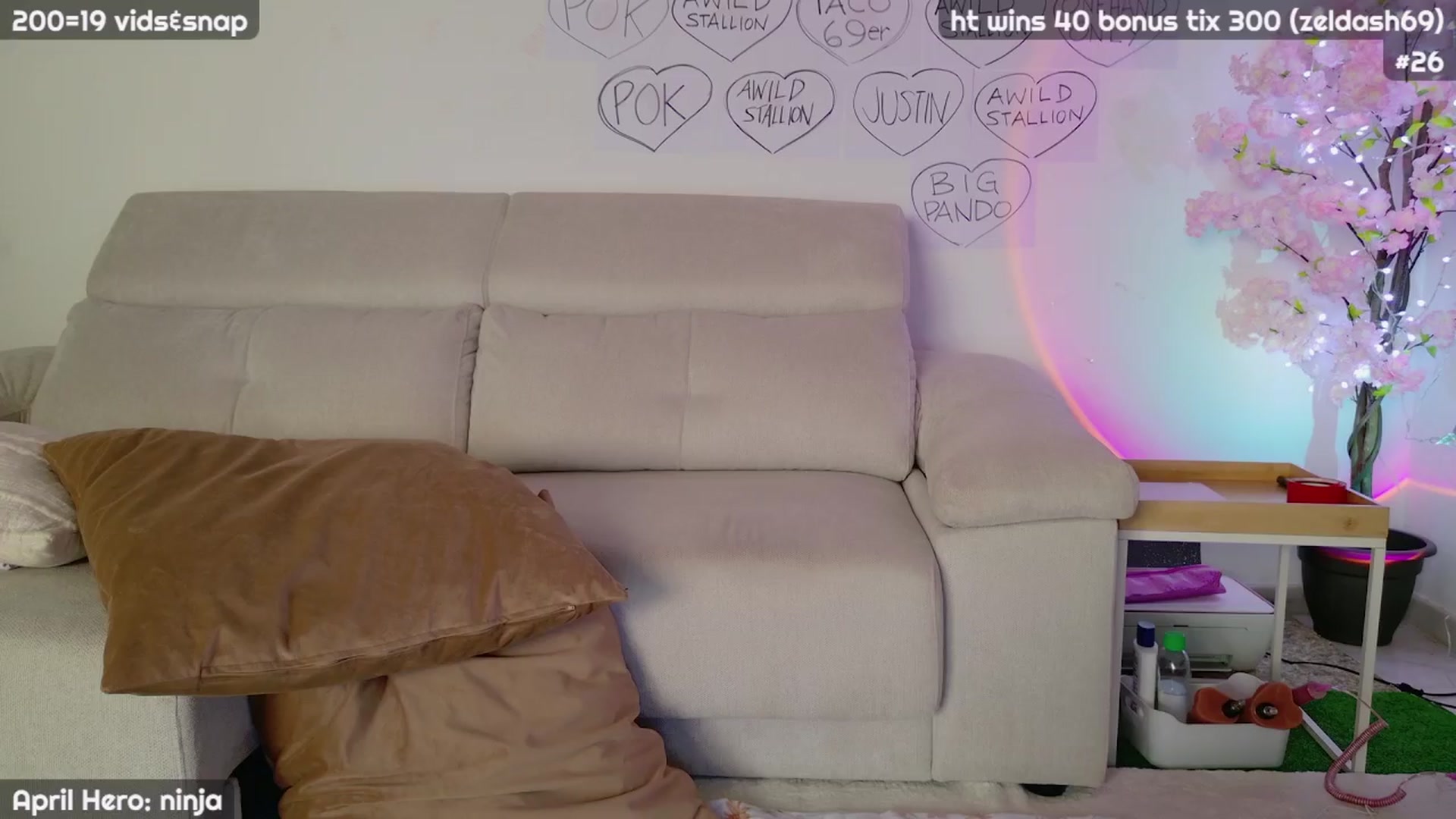 Gallery image thumbnail from JennyXO's myfreecams stream on, 04/08/2024, 15:39 image 20 of 20