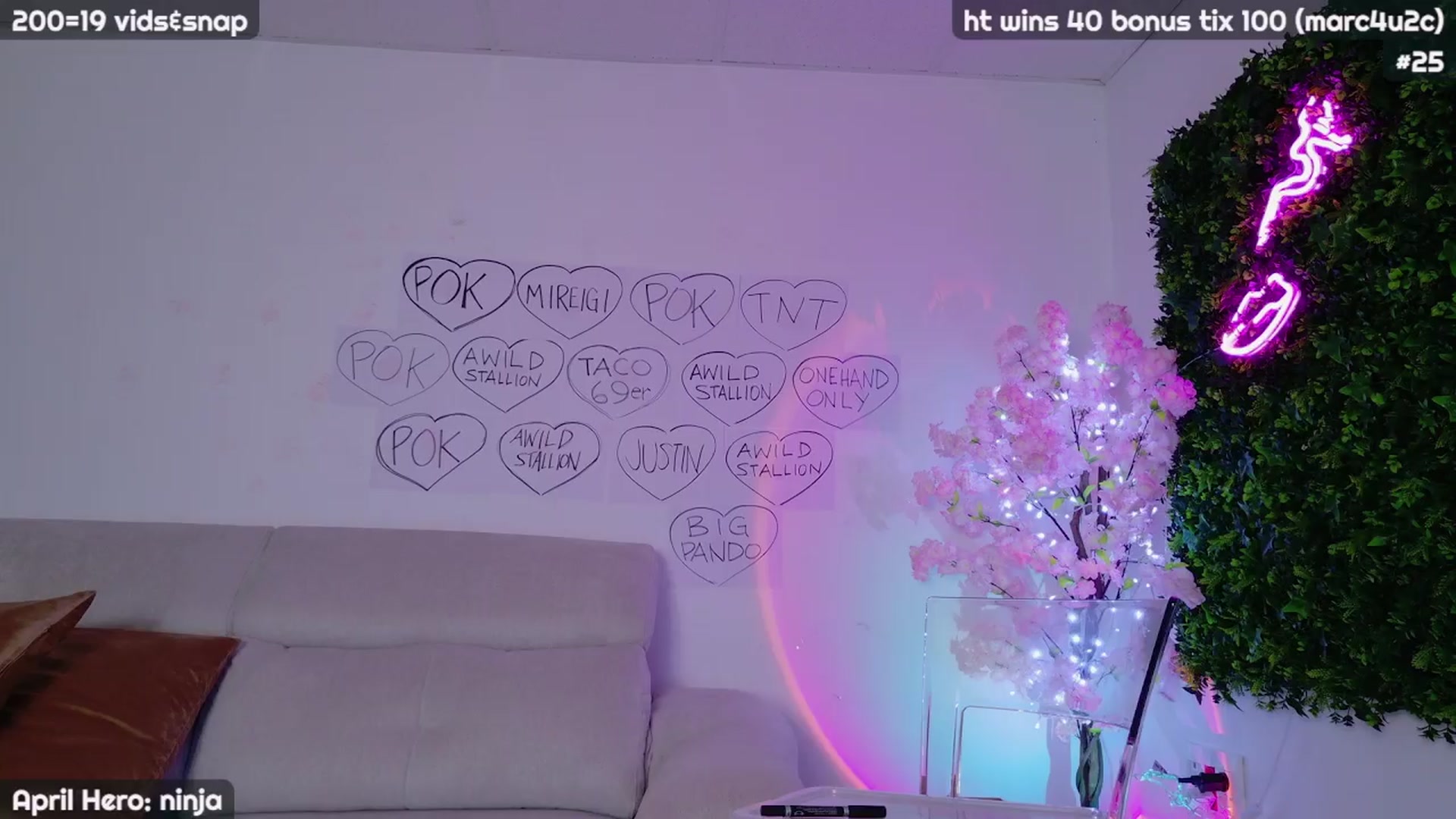 Gallery image thumbnail from JennyXO's myfreecams stream on, 04/08/2024, 21:57 image 18 of 20
