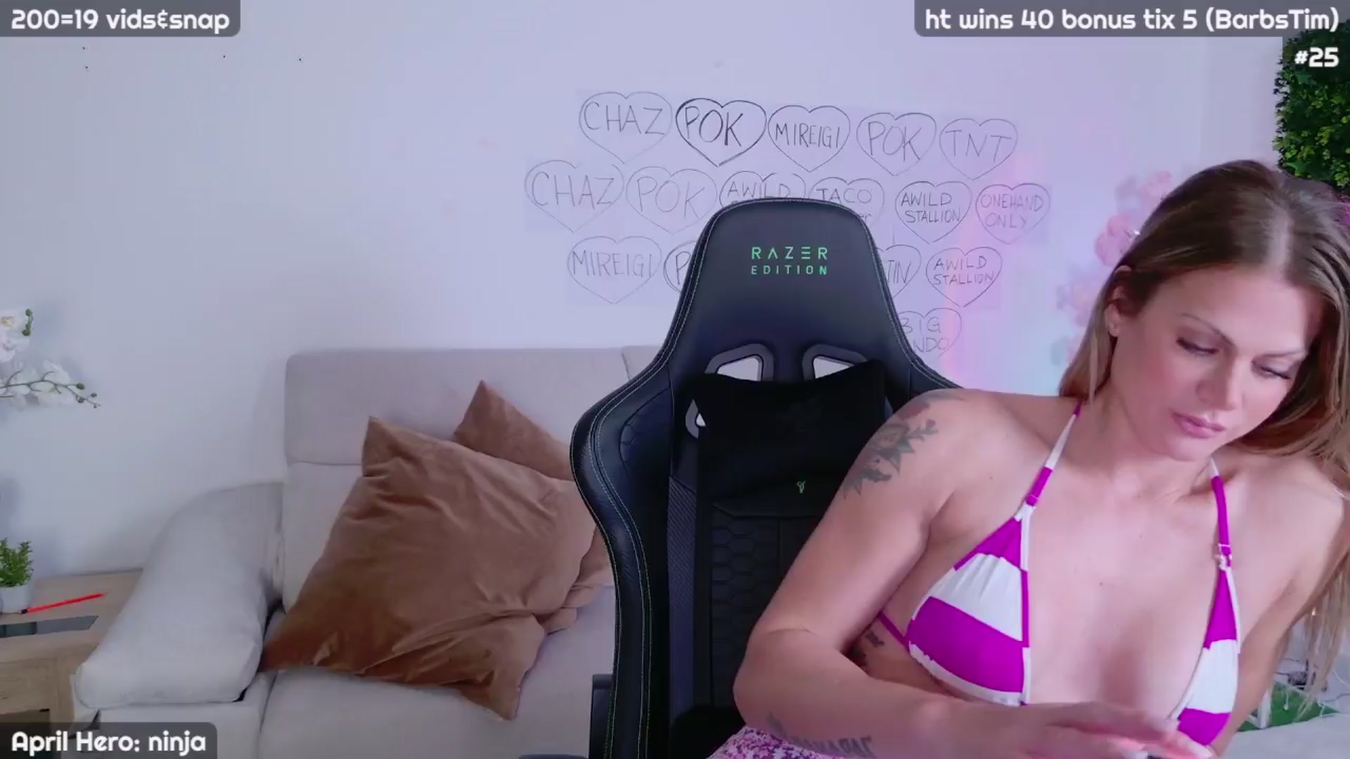 Gallery image thumbnail from JennyXO's myfreecams stream on, 04/13/2024, 18:09 image 7 of 20