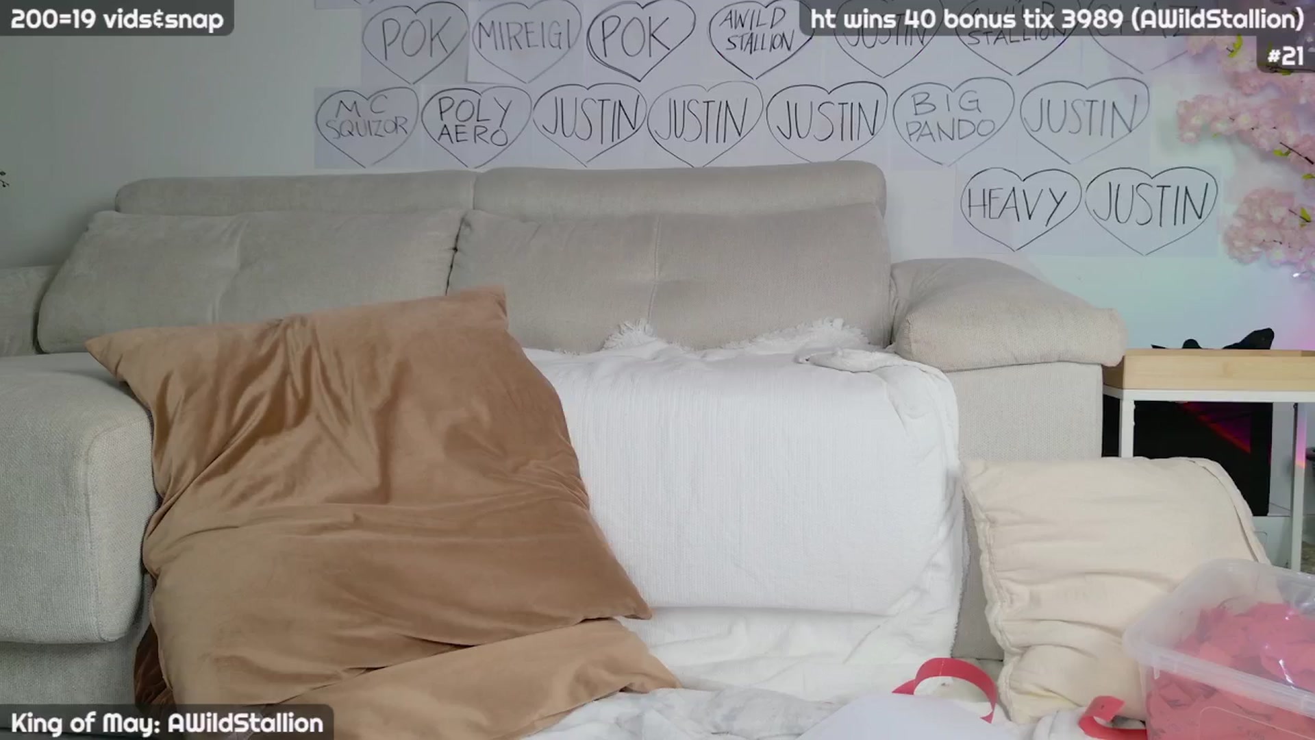 Gallery image thumbnail from JennyXO's myfreecams stream on, 05/06/2024, 21:57 image 20 of 20