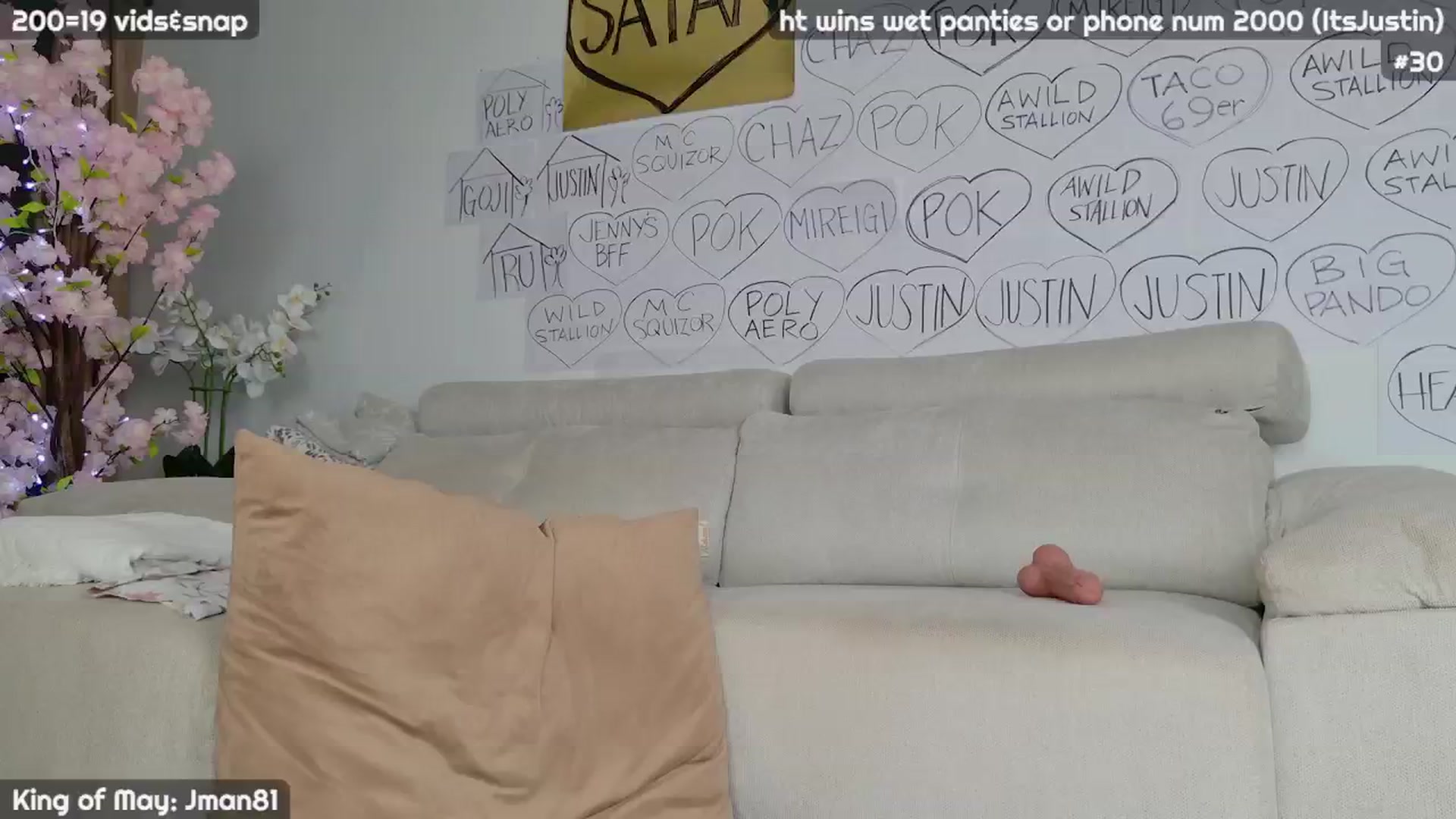 Gallery image thumbnail from JennyXO's myfreecams stream on, 05/30/2024, 06:40 image 16 of 20