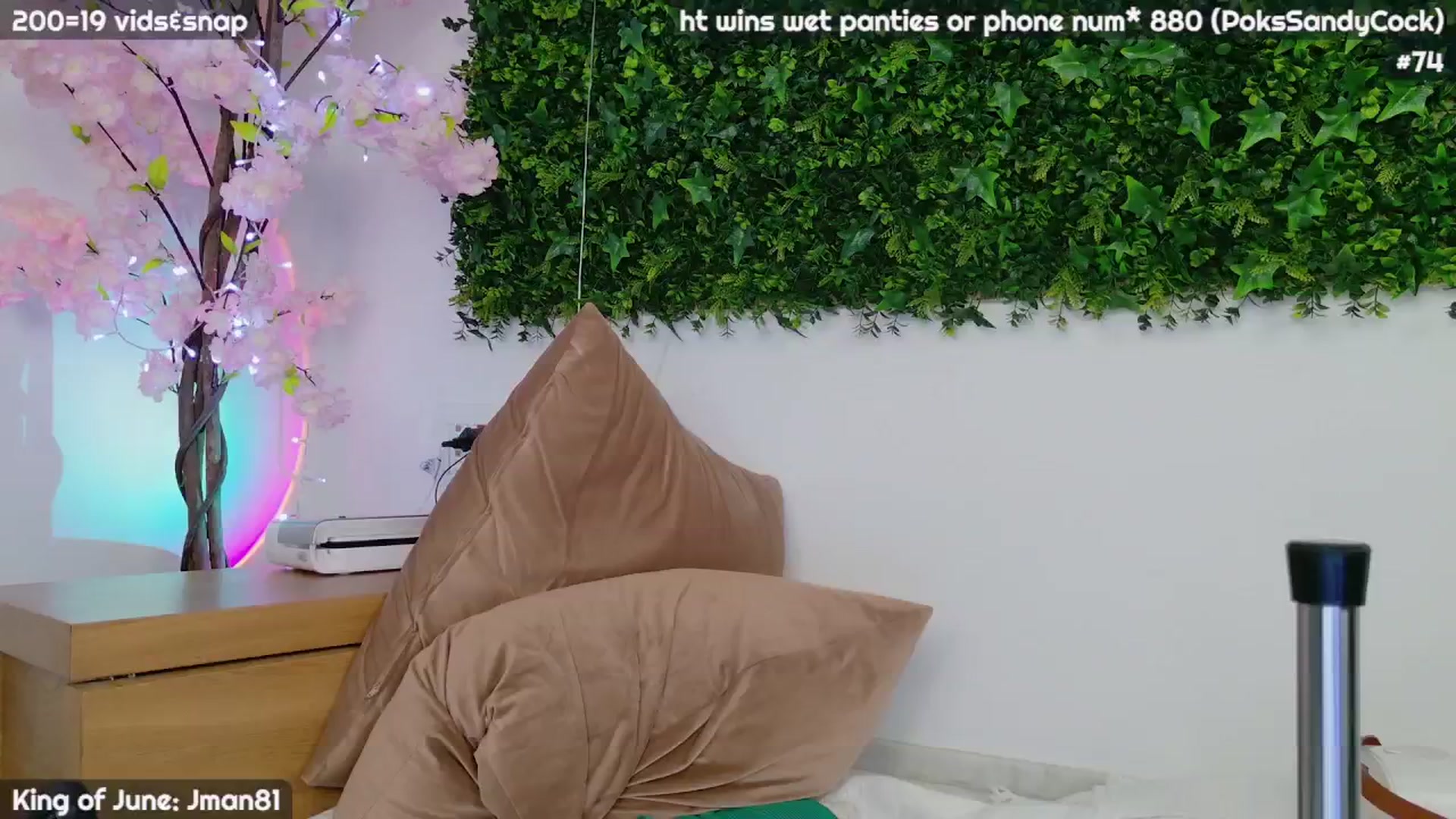 Gallery image thumbnail from JennyXO's myfreecams stream on, 06/21/2024, 06:26 image 16 of 20