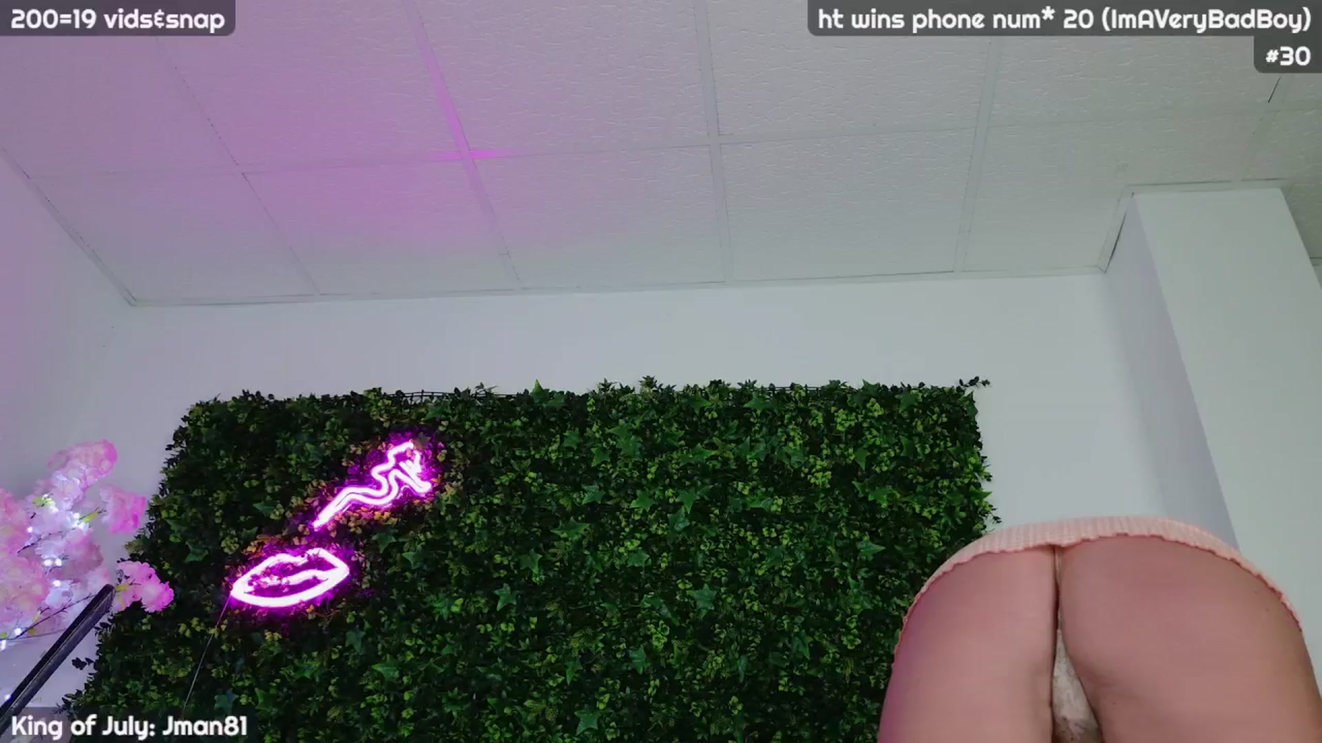 Gallery image thumbnail from JennyXO's myfreecams stream on, 07/25/2024, 24:04 image 4 of 20
